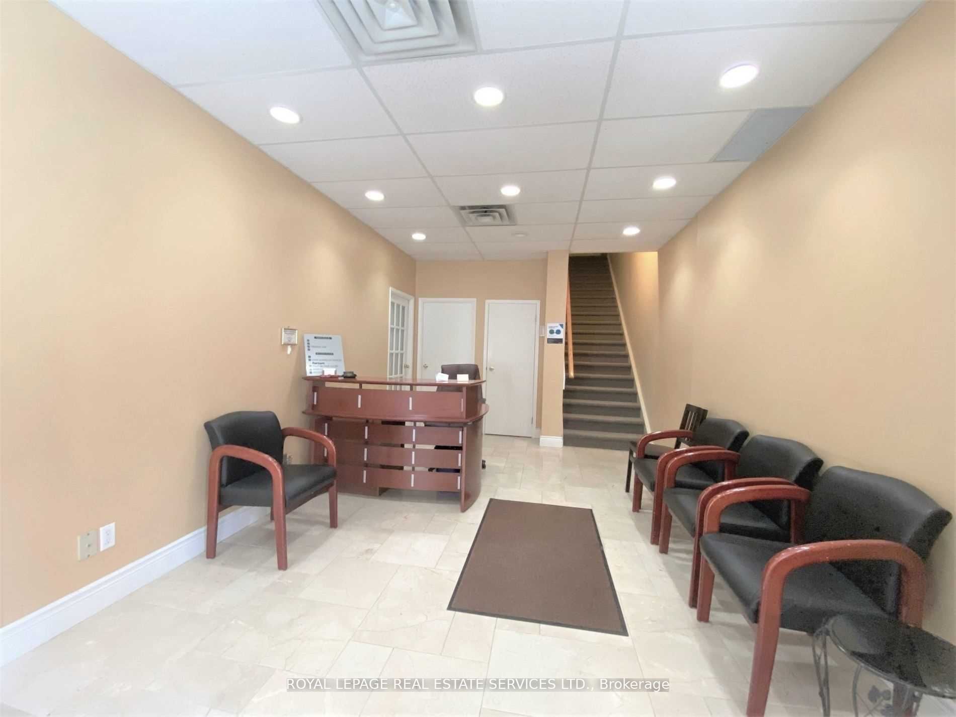 #26 - 7626a Yonge Street Property Photo 5