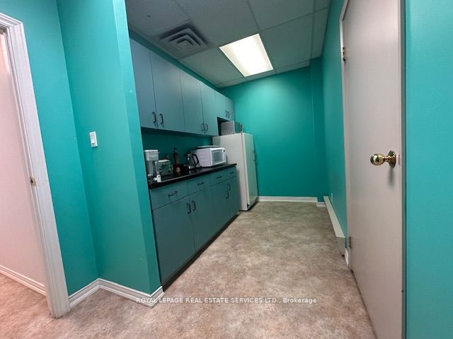 #29 - 7626a Yonge Street Property Photo 10