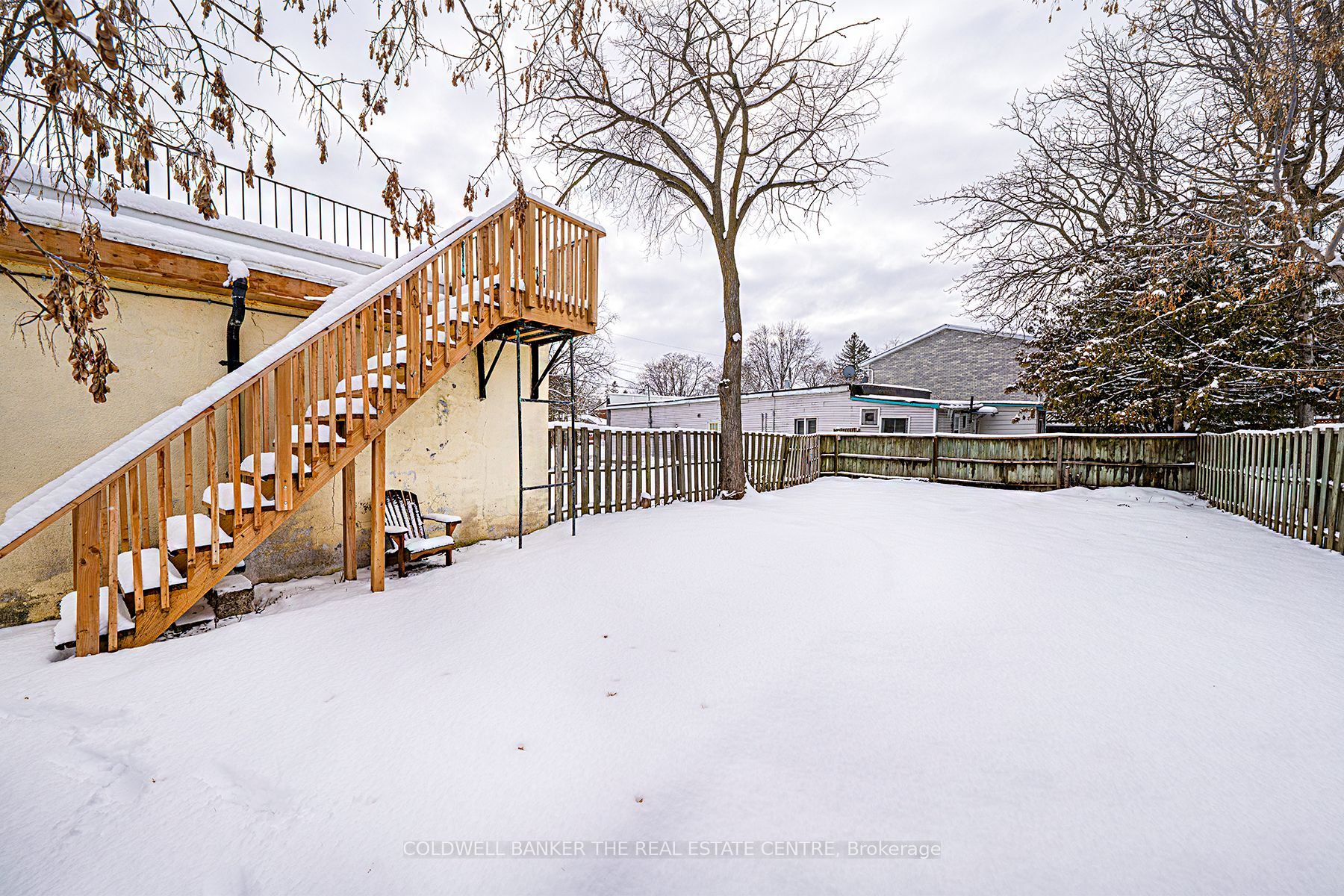 920 Lake Drive Property Photo 6