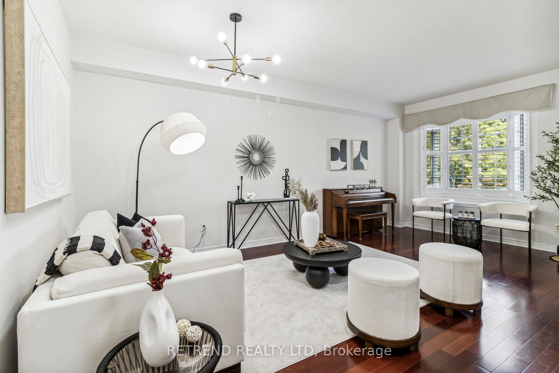 48 Catalina Cres Property Photo