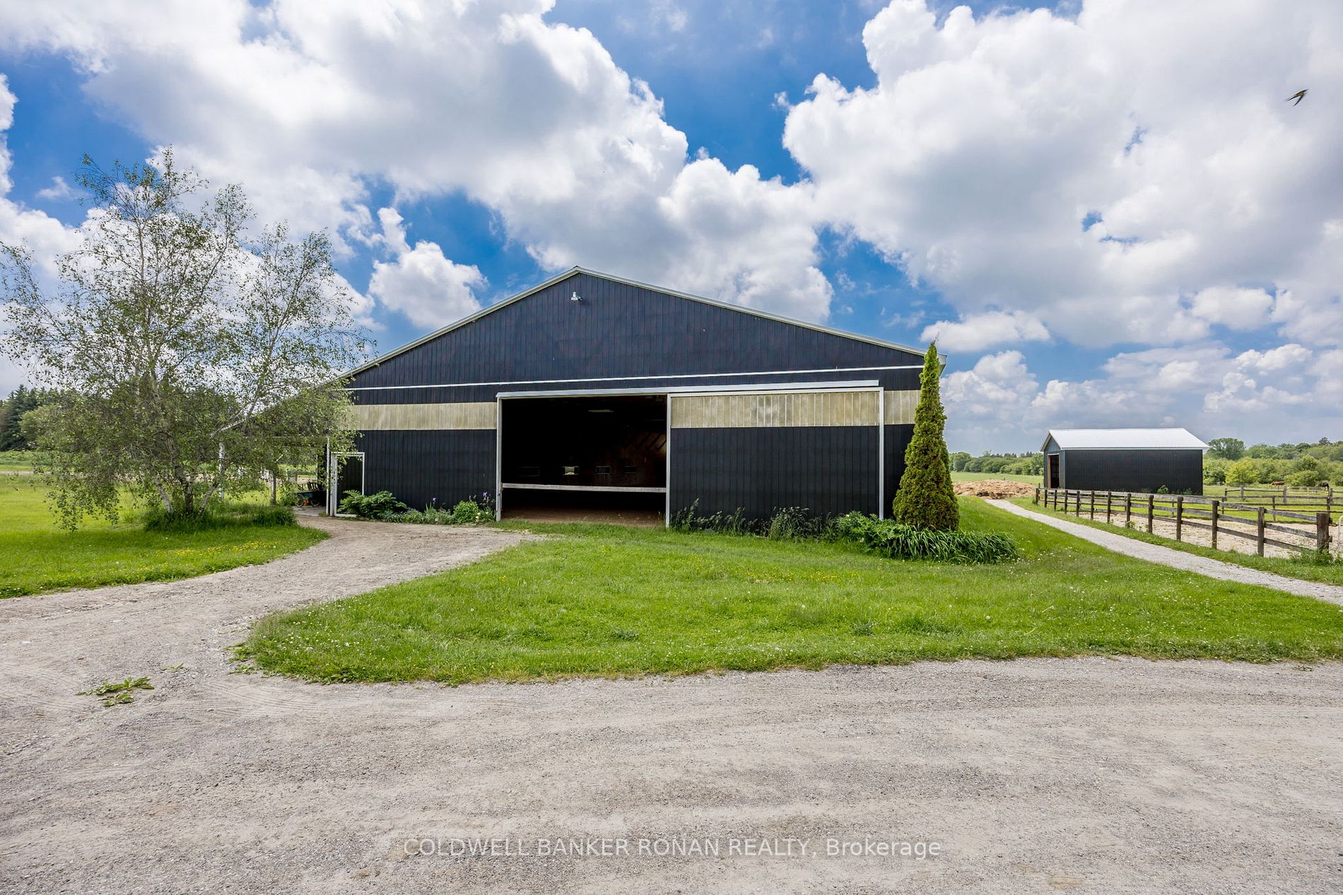 4628 Line 10 Property Photo 24