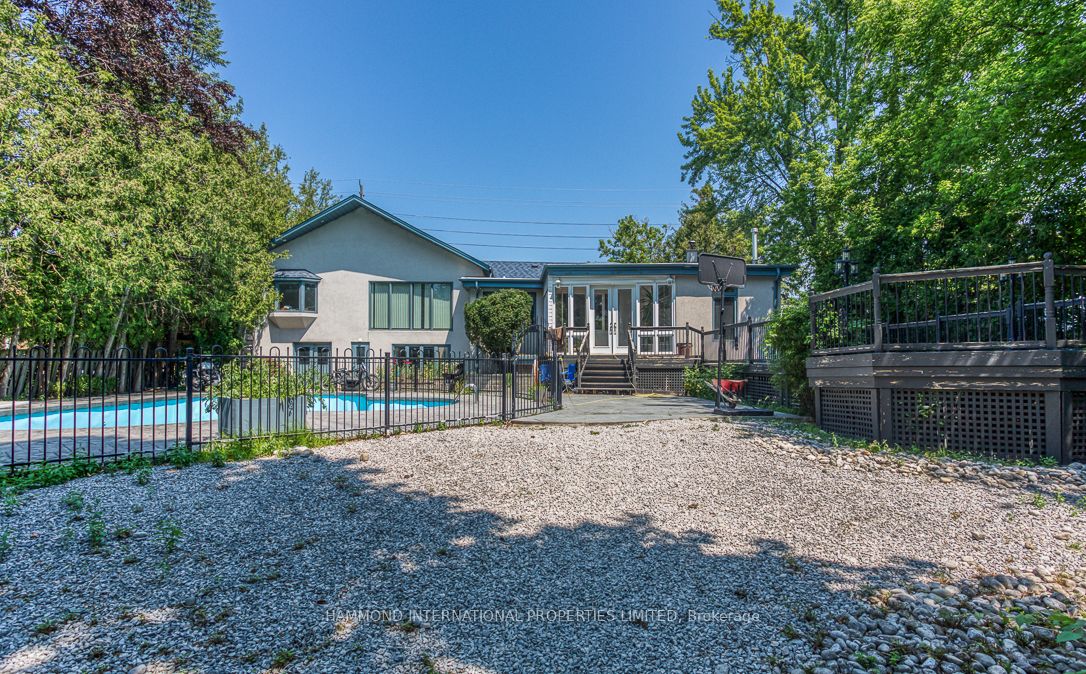 499 Sixteenth Avenue Property Photo 6