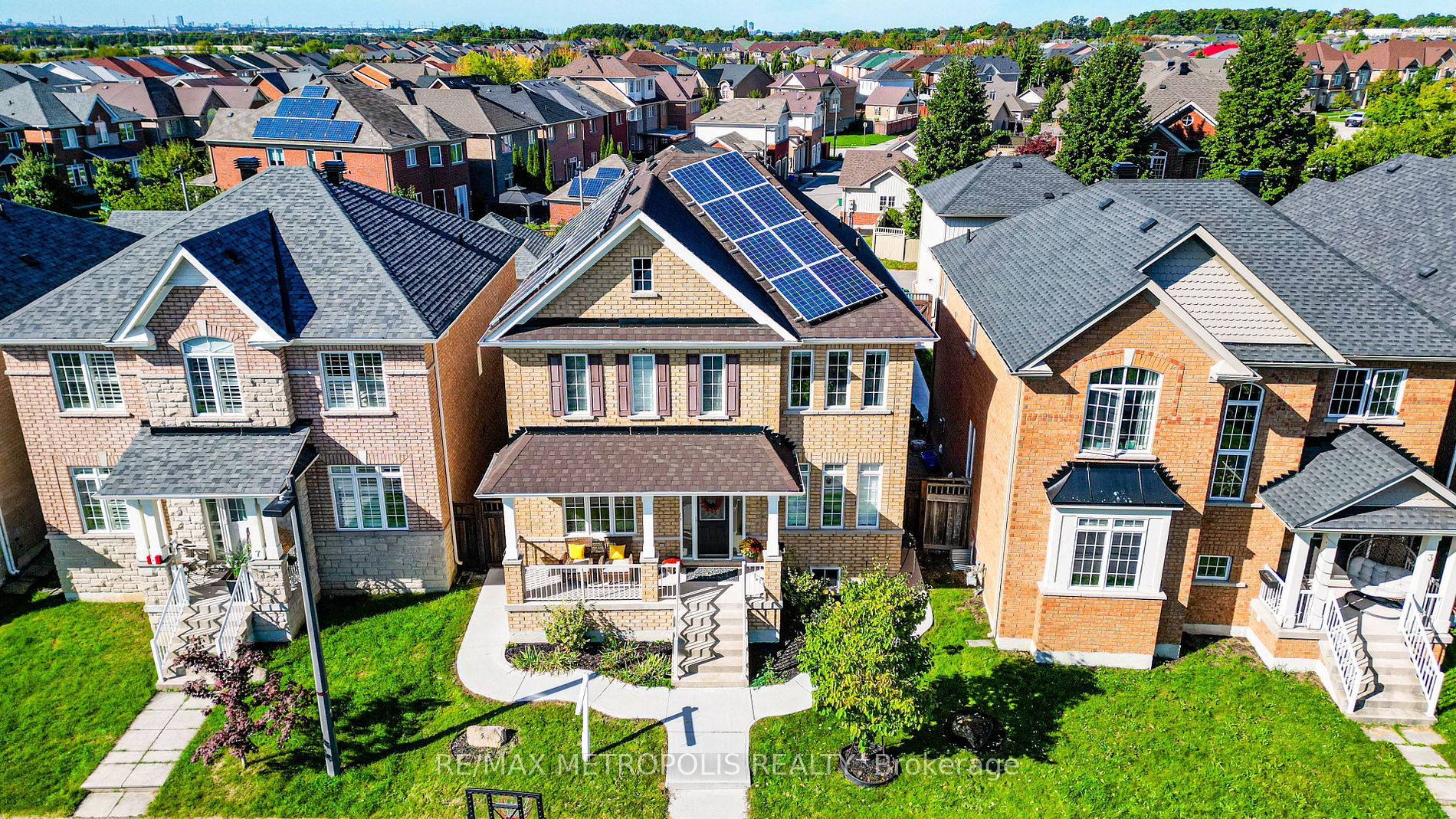 5 Oakmoor Lane Property Photo