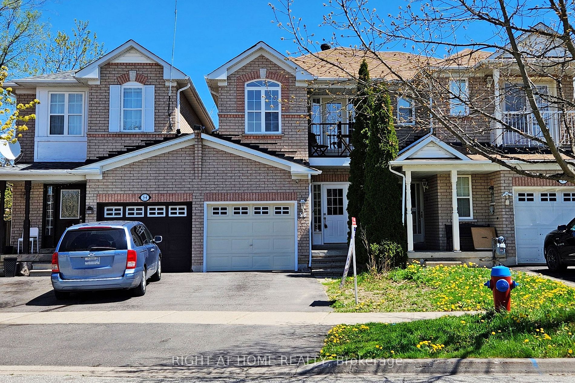 56 Carousel Cres Property Photo