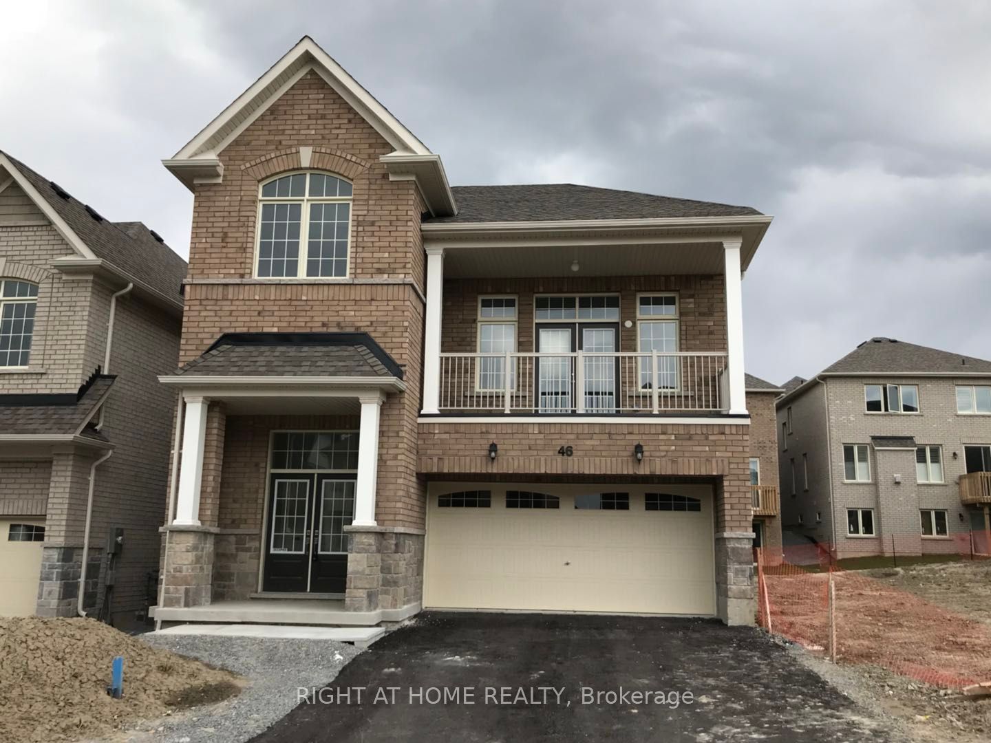 46 Blazing Star St Property Photo