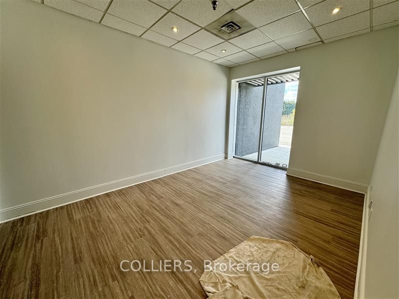 2600 John St Property Photo 4