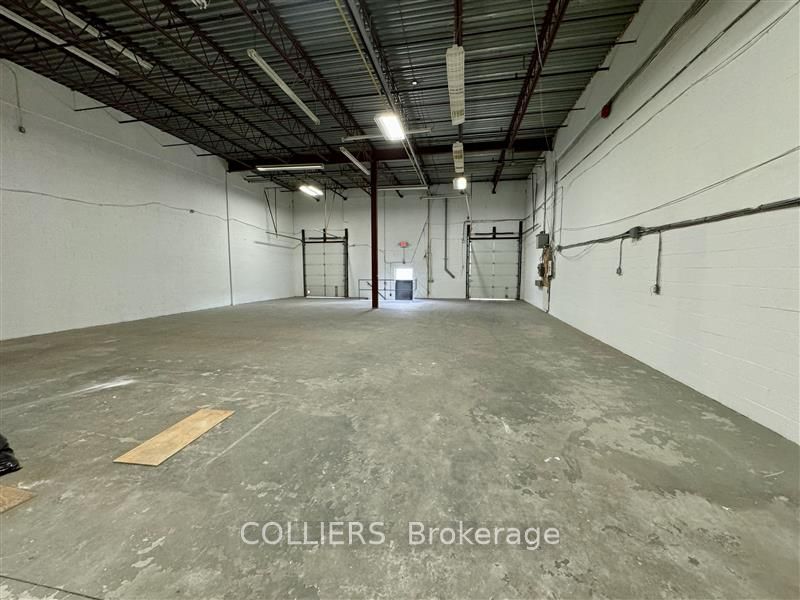 2600 John St Property Photo 7