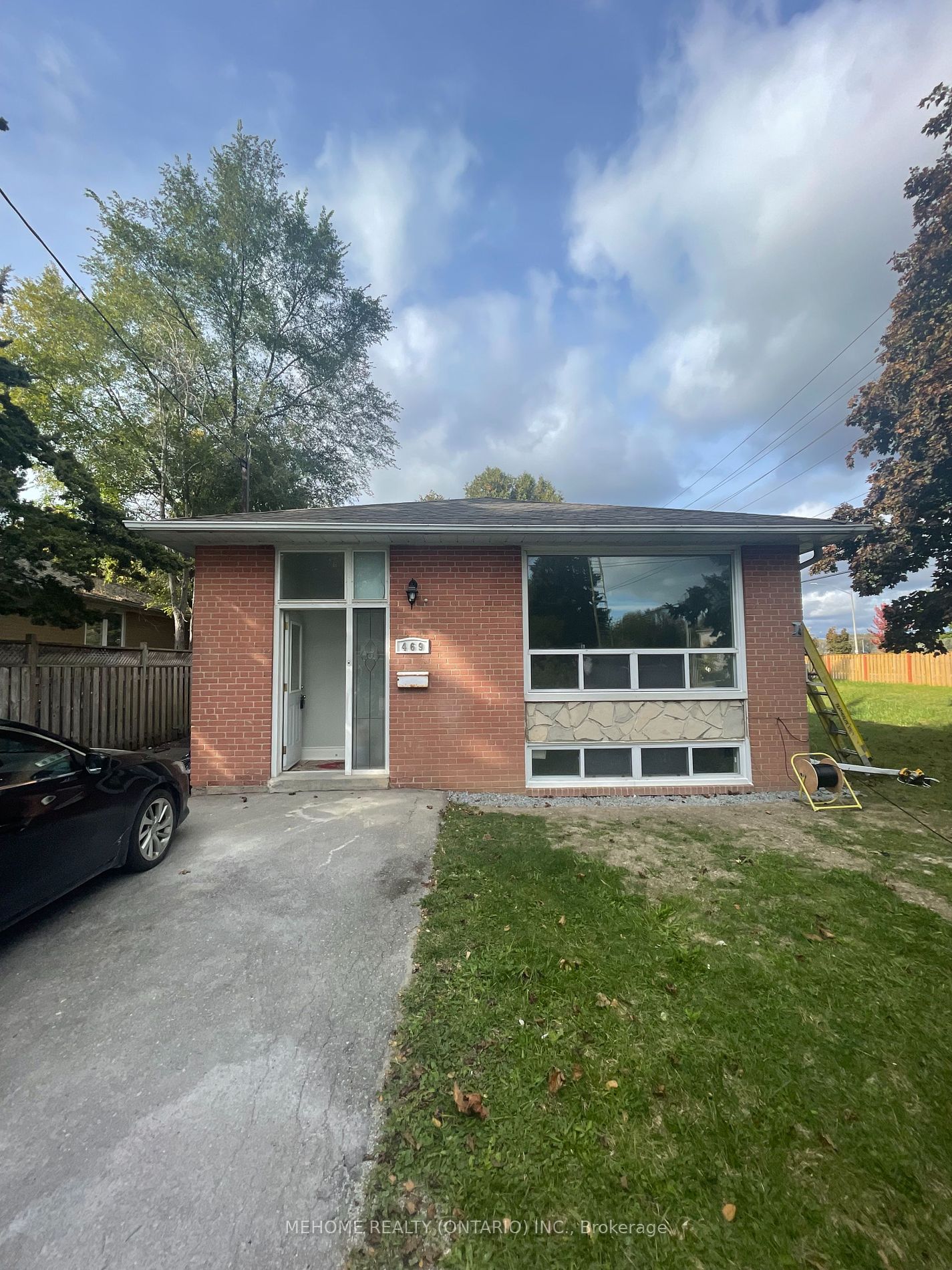469 Judlea Crt Property Photo