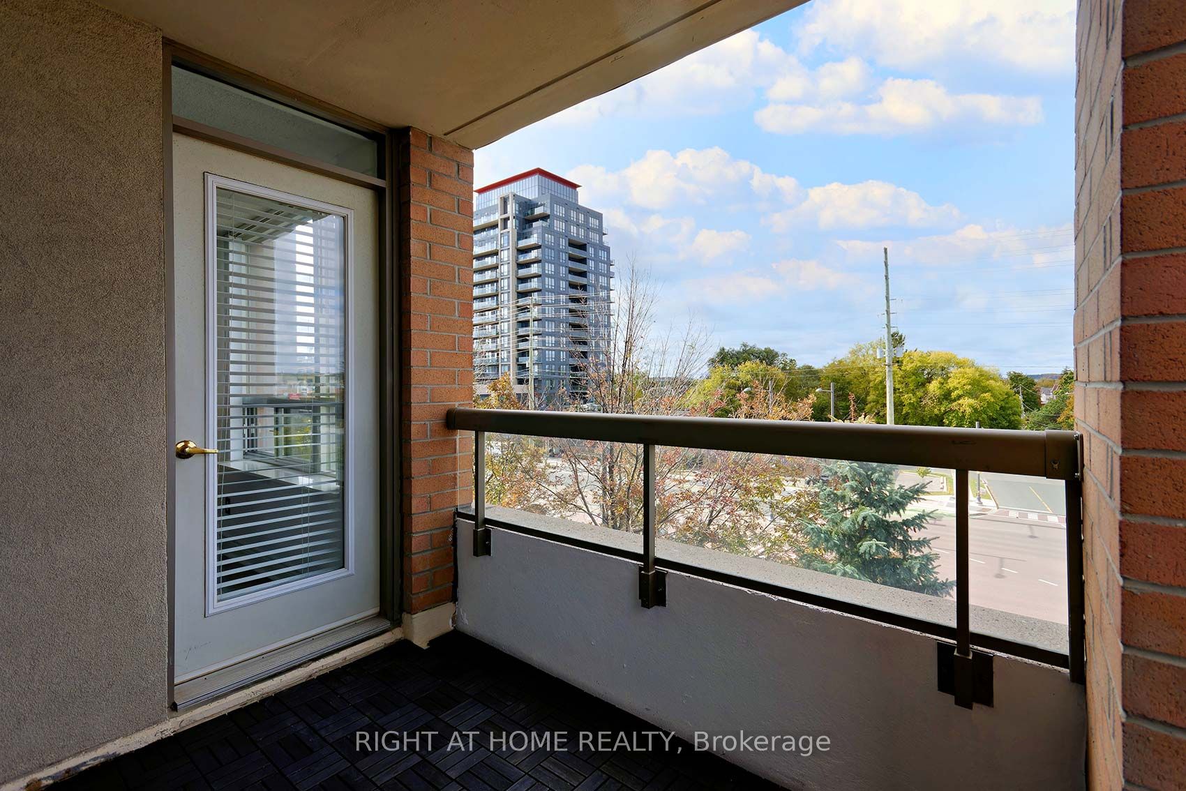 #412 - 9 Northern Heights Drive Property Photo 14