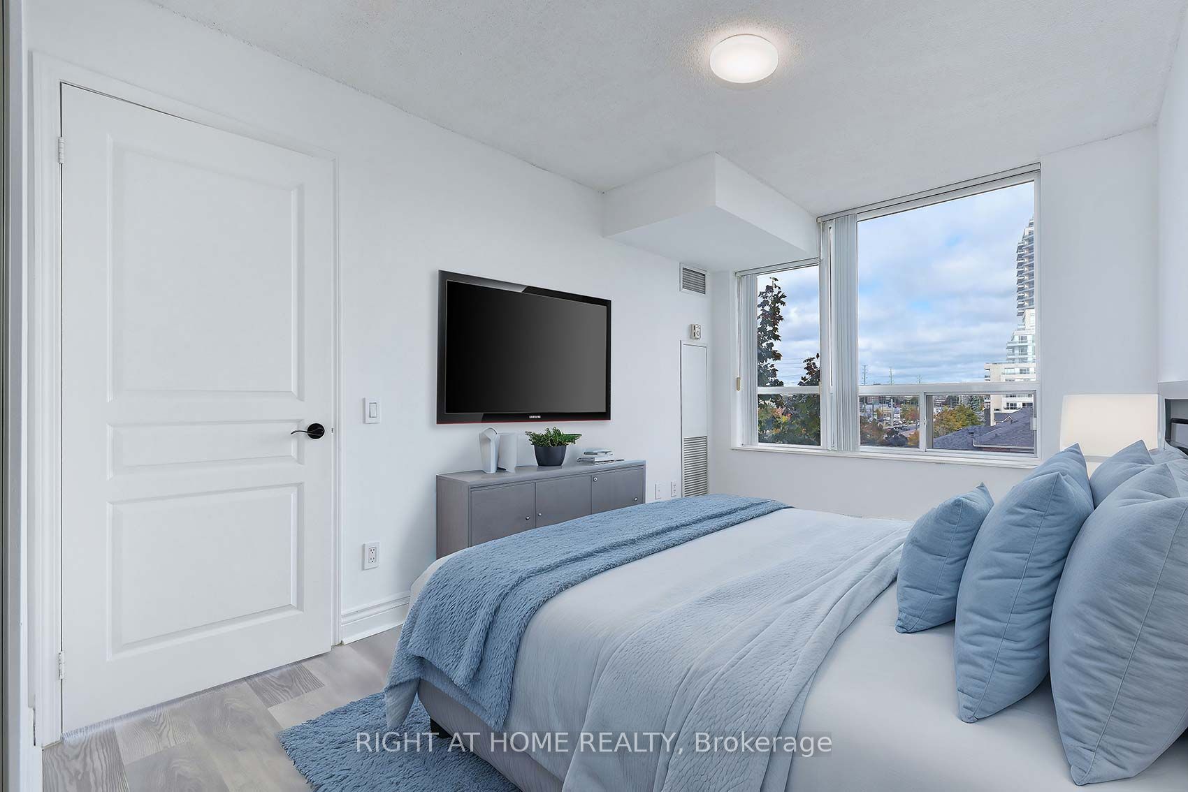 #412 - 9 Northern Heights Drive Property Photo 19
