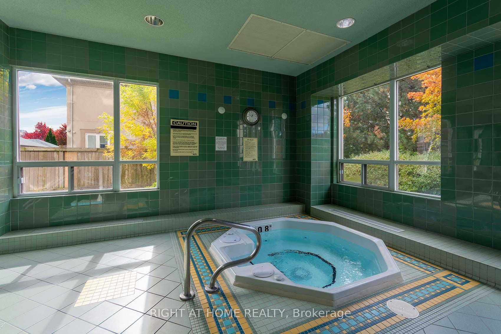 #412 - 9 Northern Heights Drive Property Photo 26