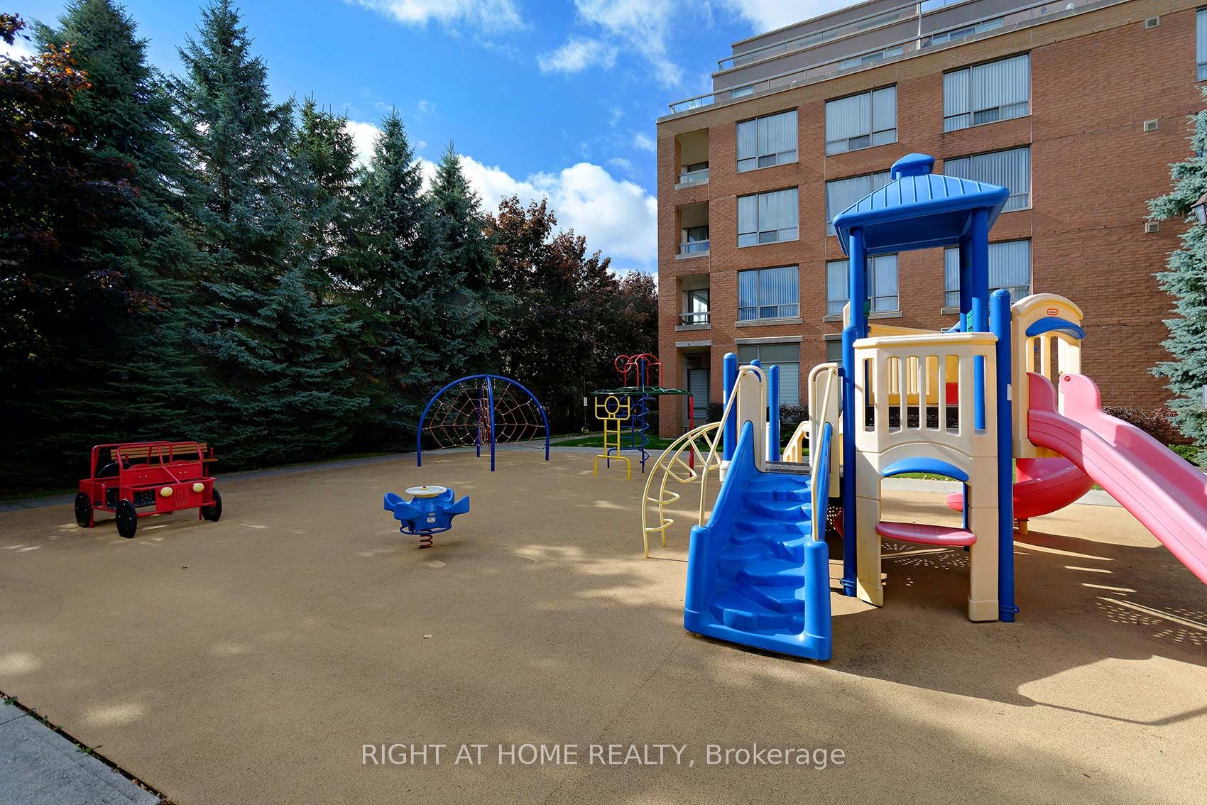 #412 - 9 Northern Heights Drive Property Photo 35
