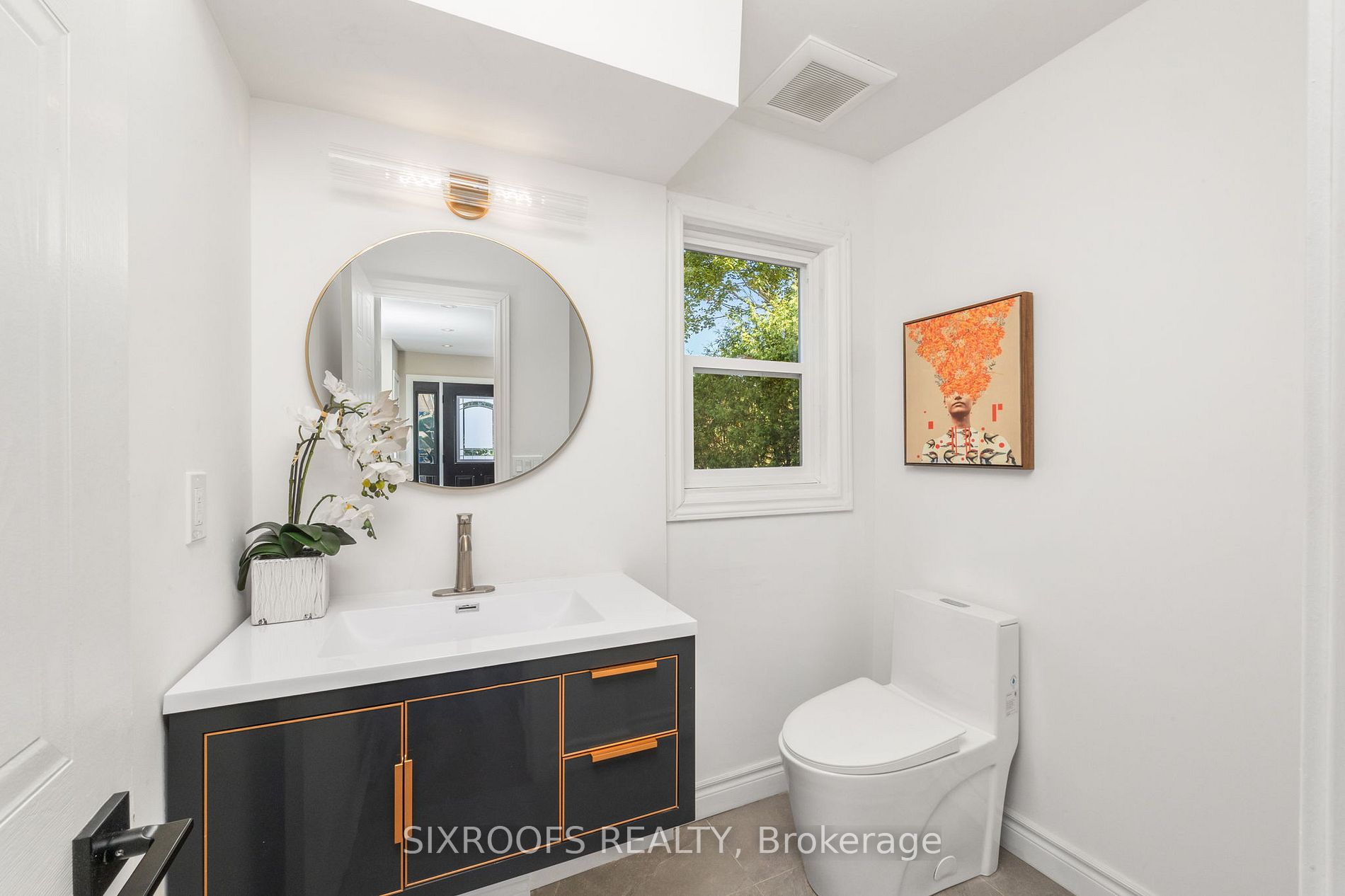 143 Glenway Circ Property Photo 7