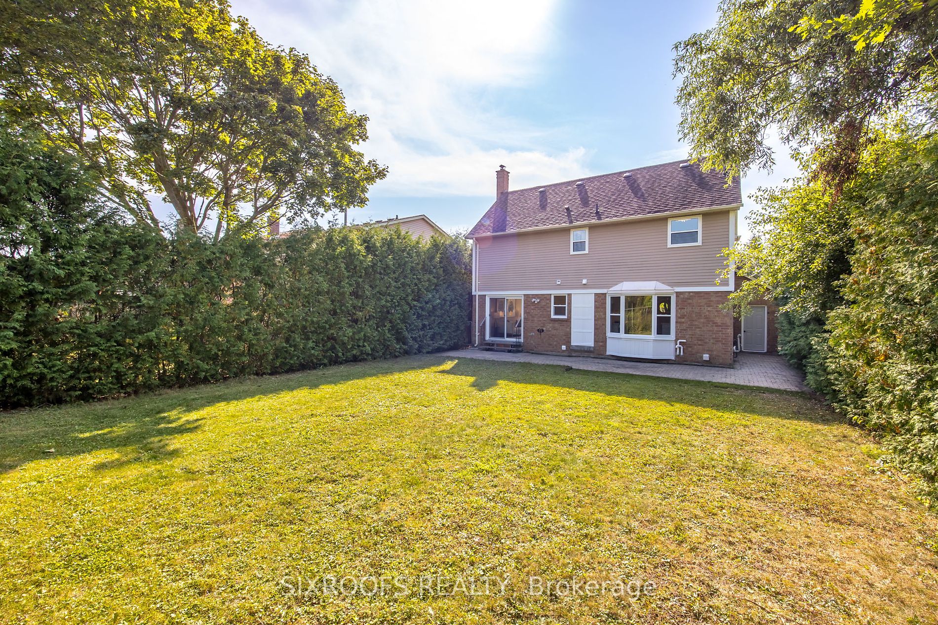 143 Glenway Circ Property Photo 28