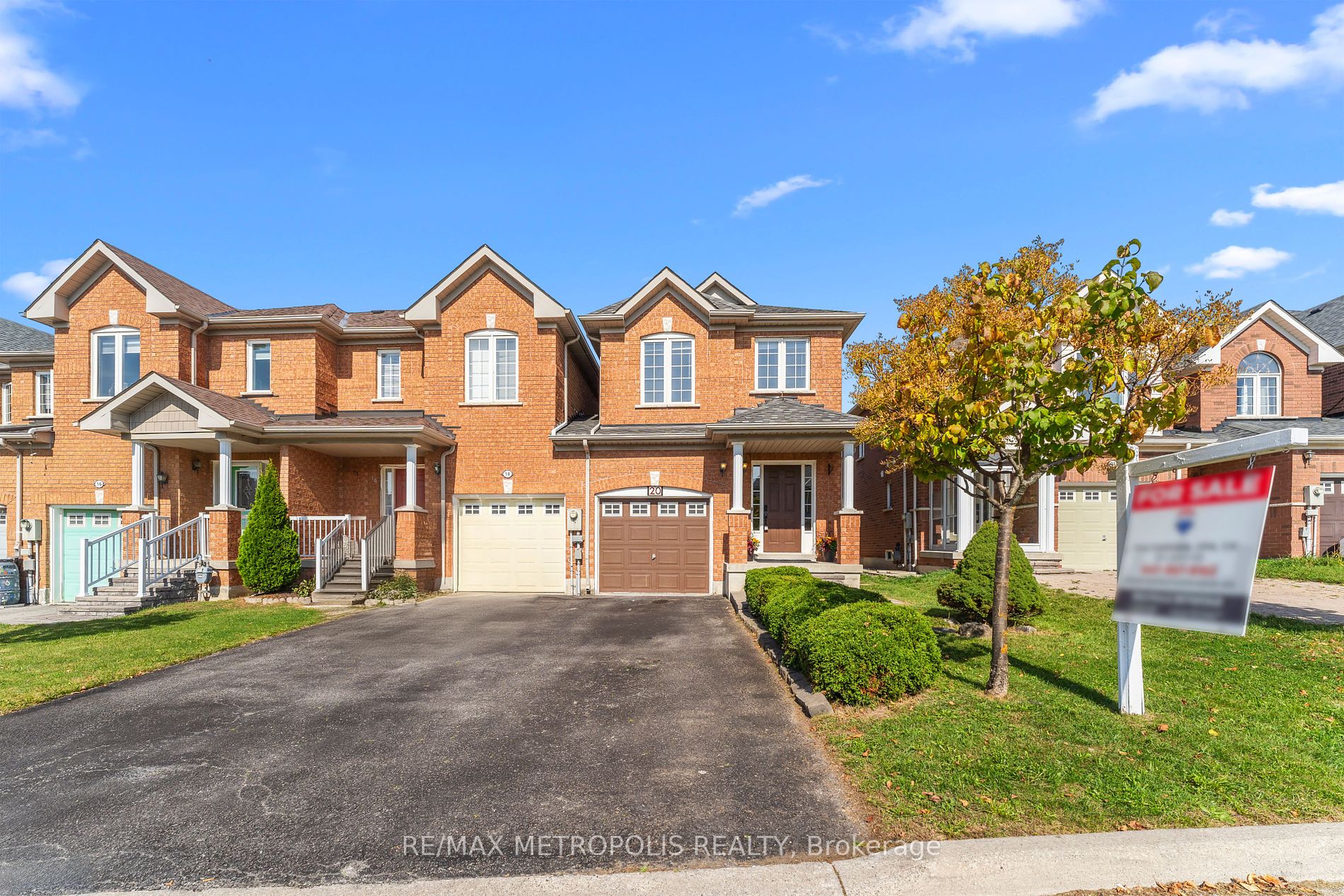 20 Christephen Cres Property Photo