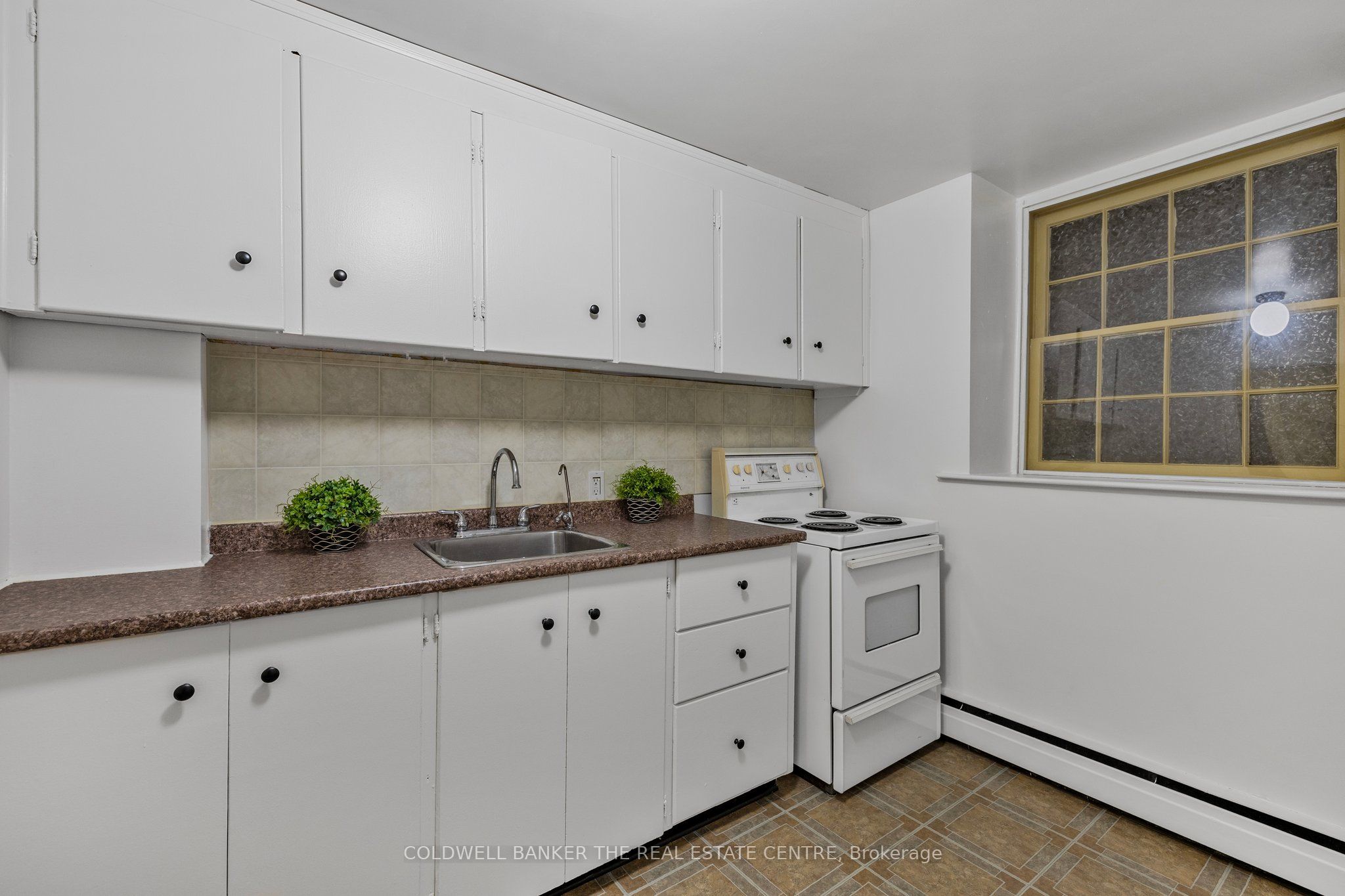 154 Victoria Street Property Photo 33