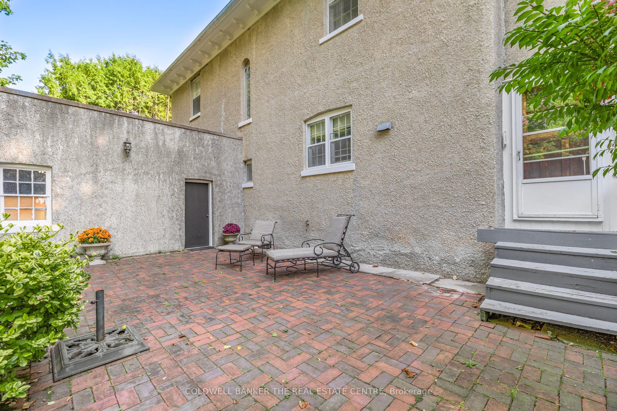 154 Victoria Street Property Photo 36