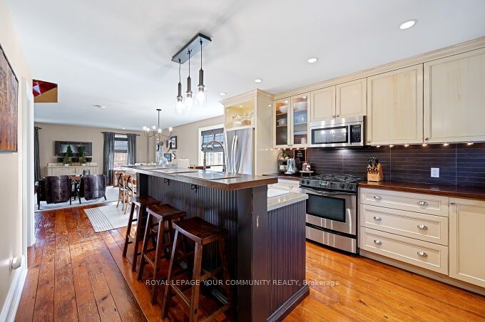 15120 Yonge Street Property Photo 13