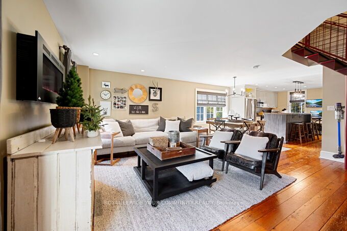 15120 Yonge Street Property Photo 23