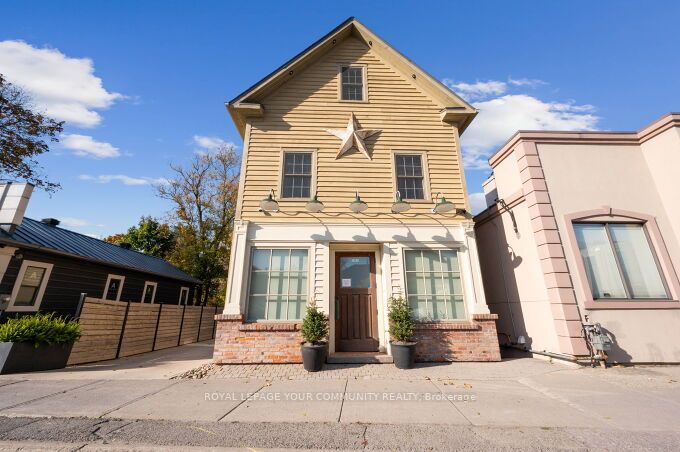 15120 Yonge Street Property Photo 1