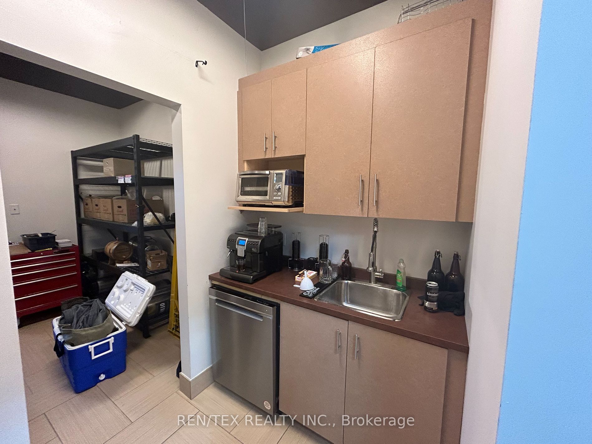 6175 Highway 7 Property Photo 10