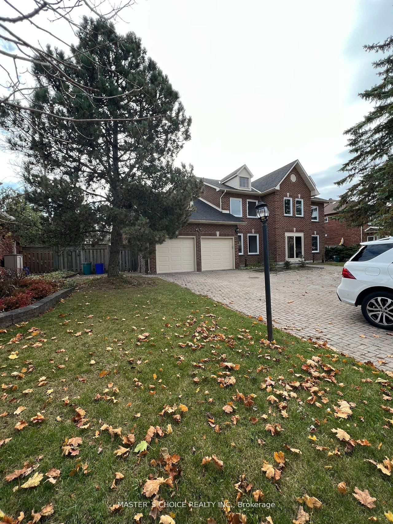 119 Fern Valley Cres Property Photo
