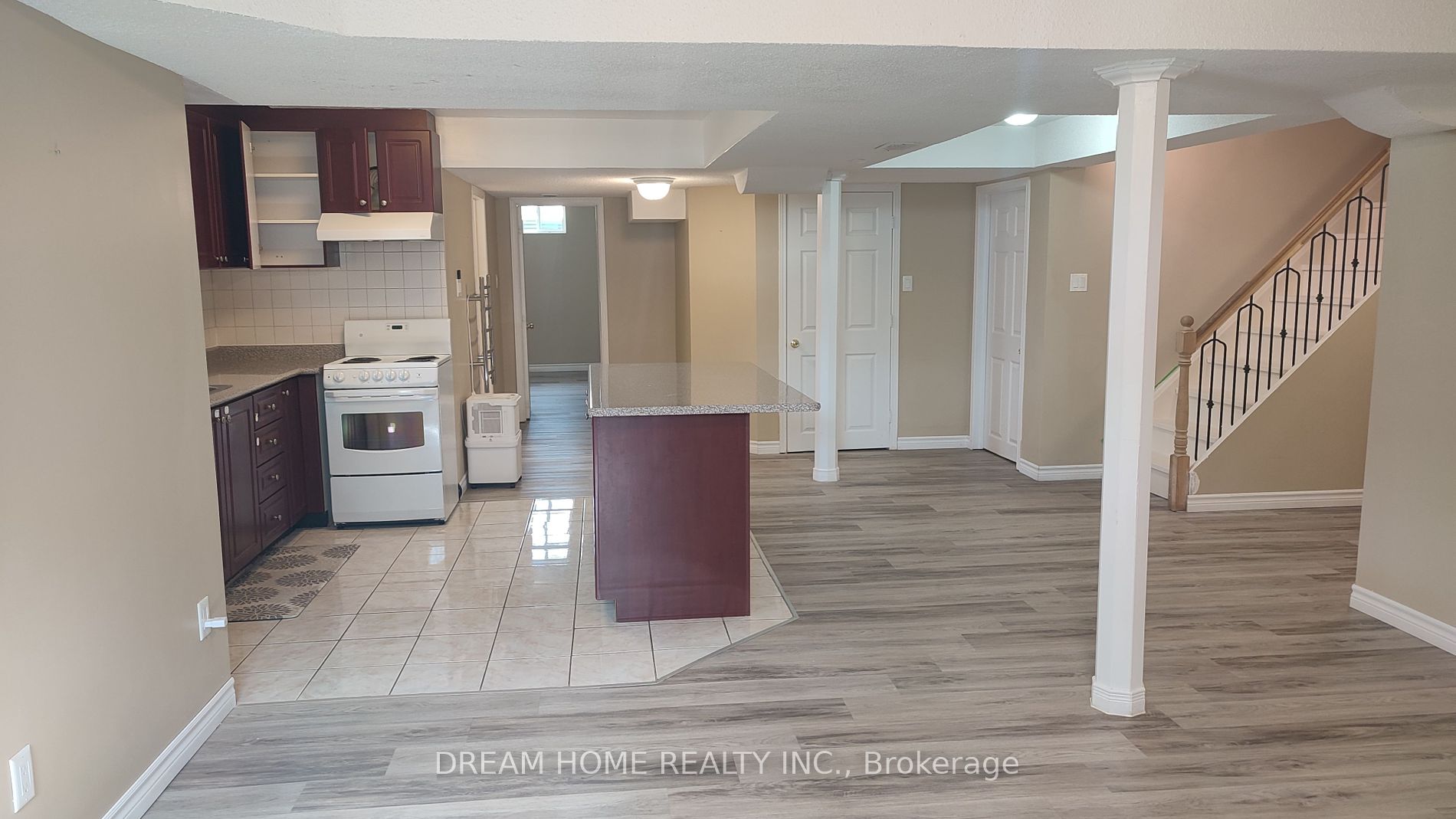 348 Golden Orchard Rd Property Photo