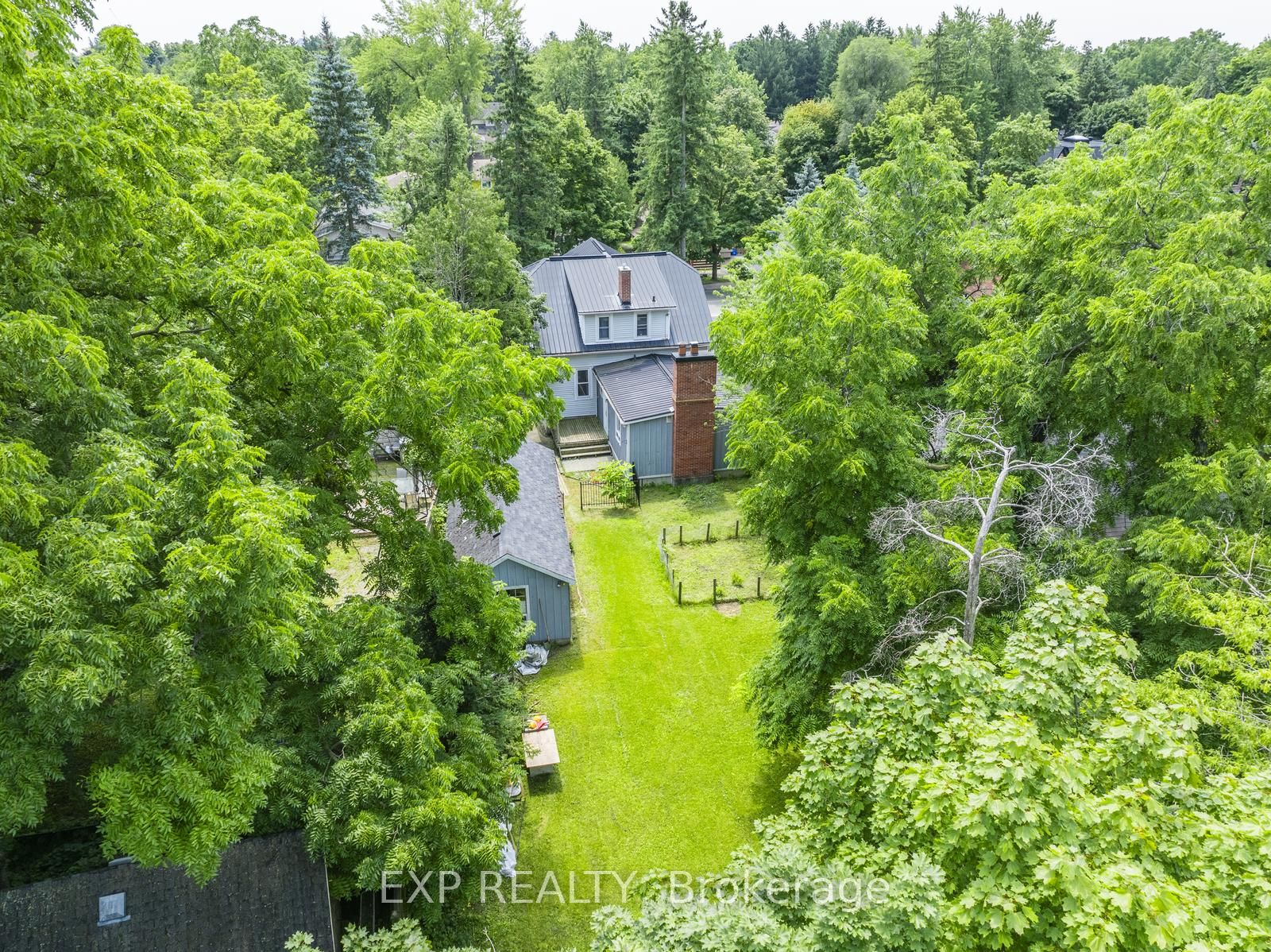 81 Mill St Property Photo