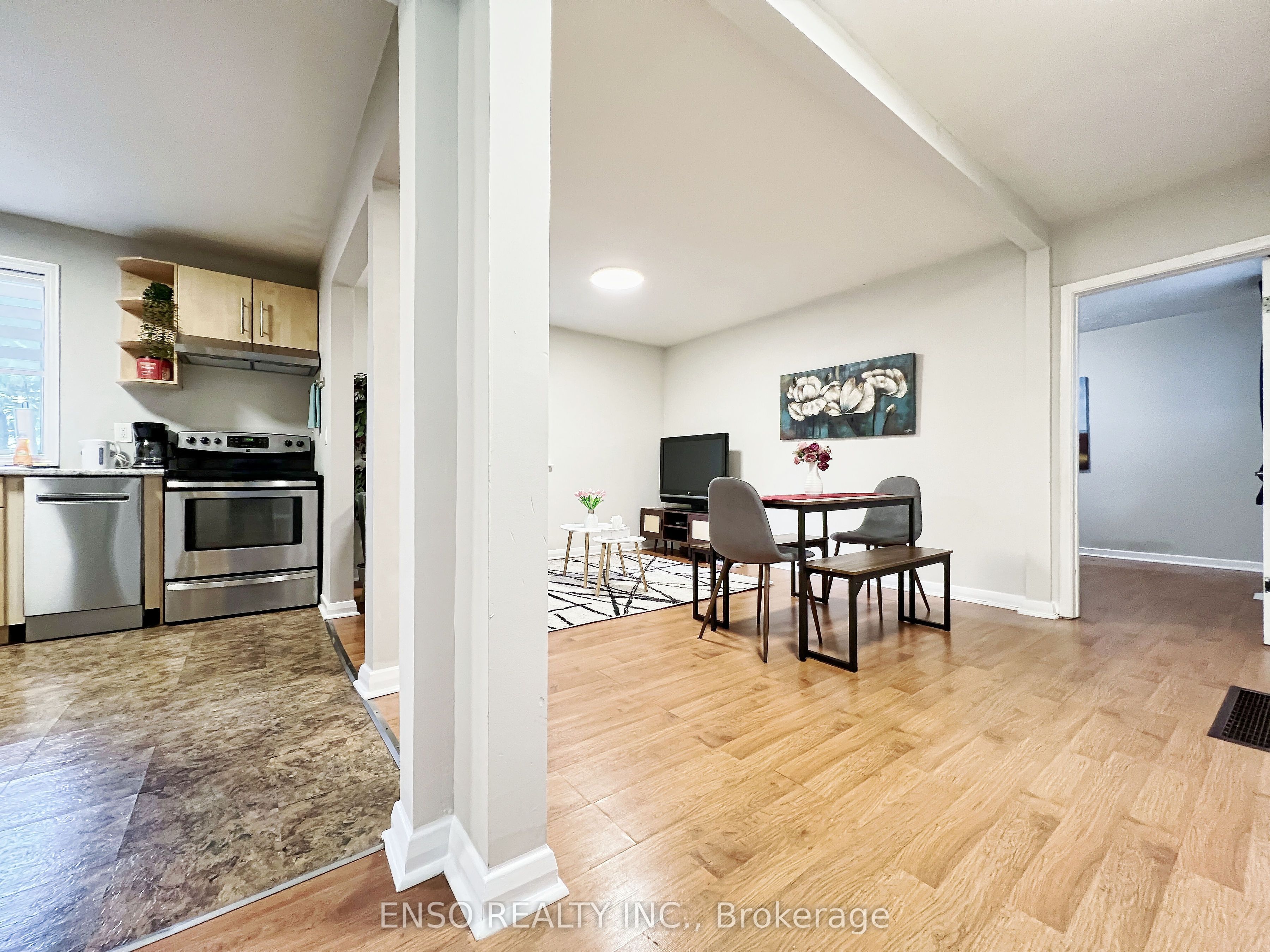 #unit A - 24 Gentry Crescent Property Photo 10