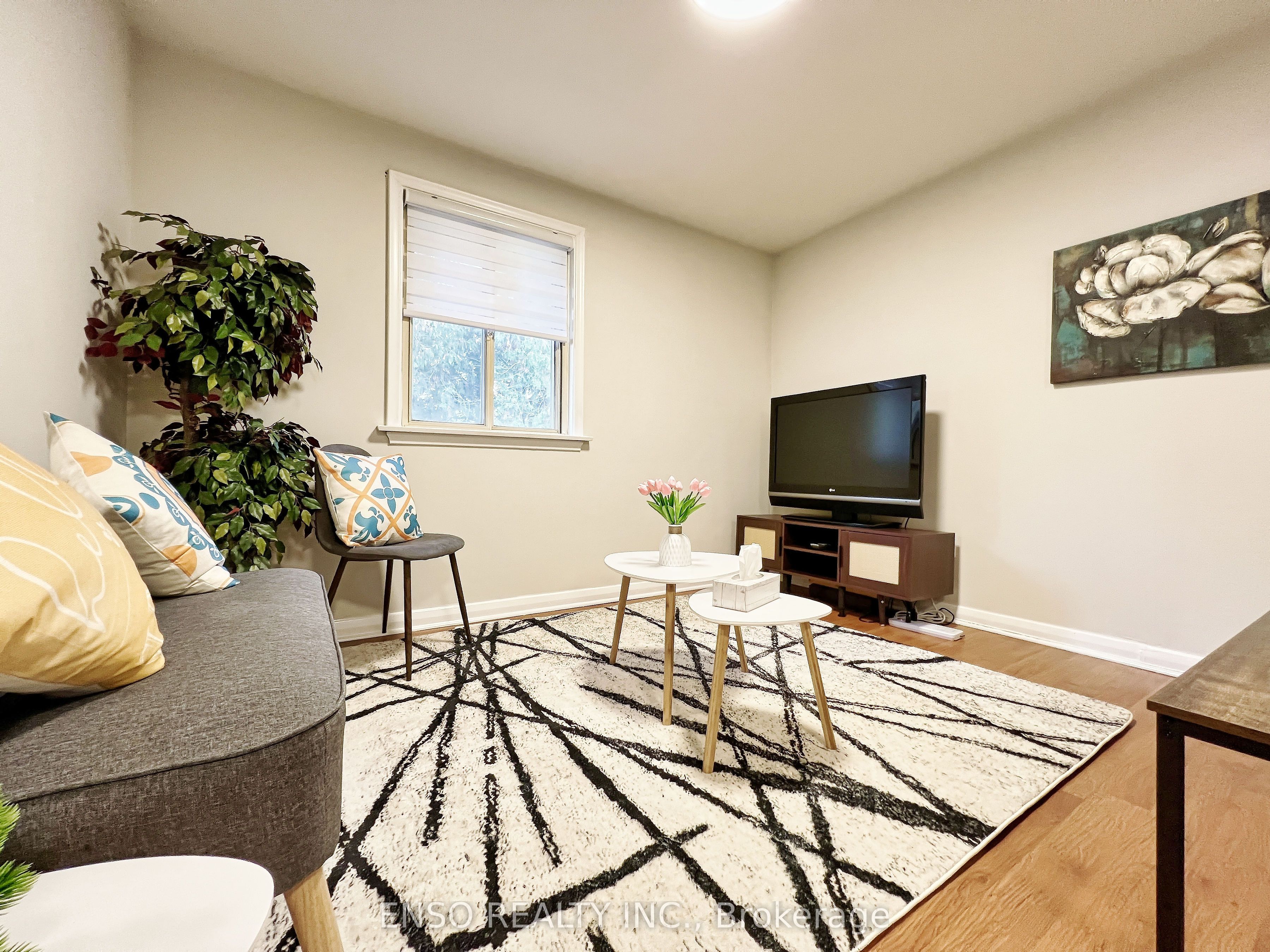 #unit A - 24 Gentry Crescent Property Photo 22