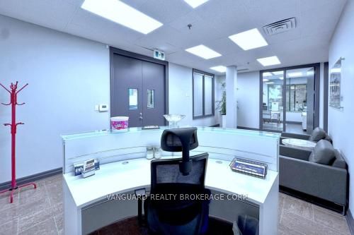 #200 - 7941 Jane Street Property Photo 8