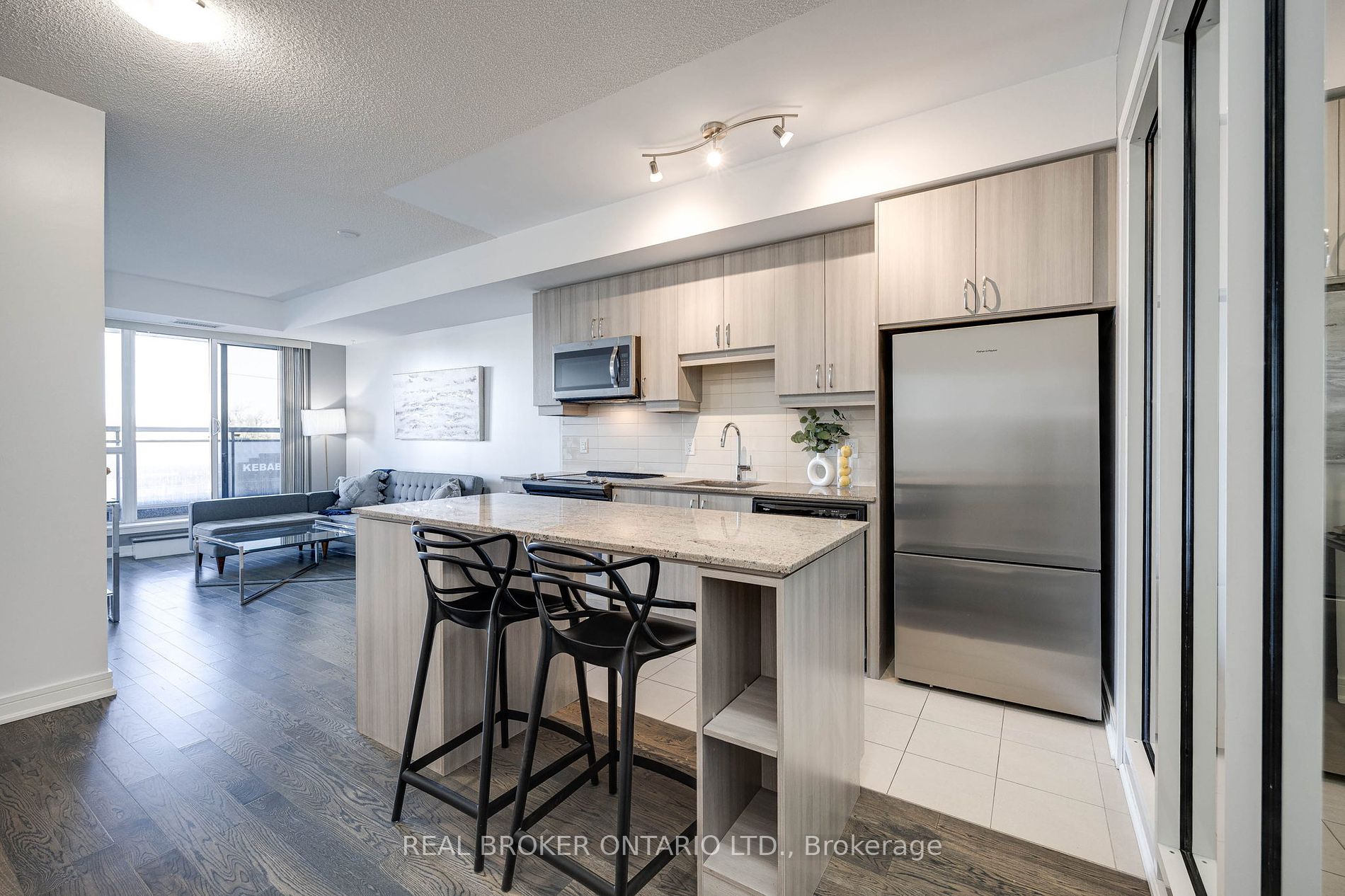 9201 Yonge St 29 Property Photo