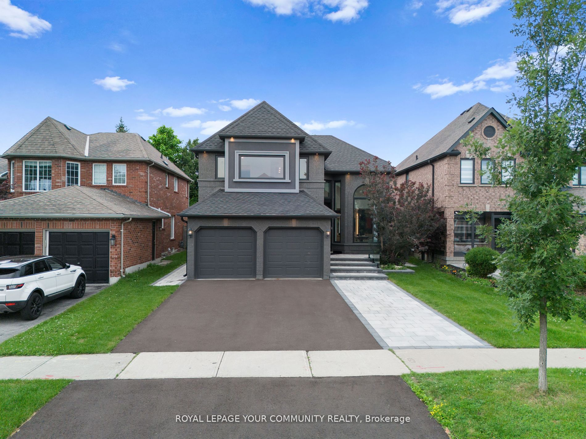443 Silken Laumann Dr Property Photo