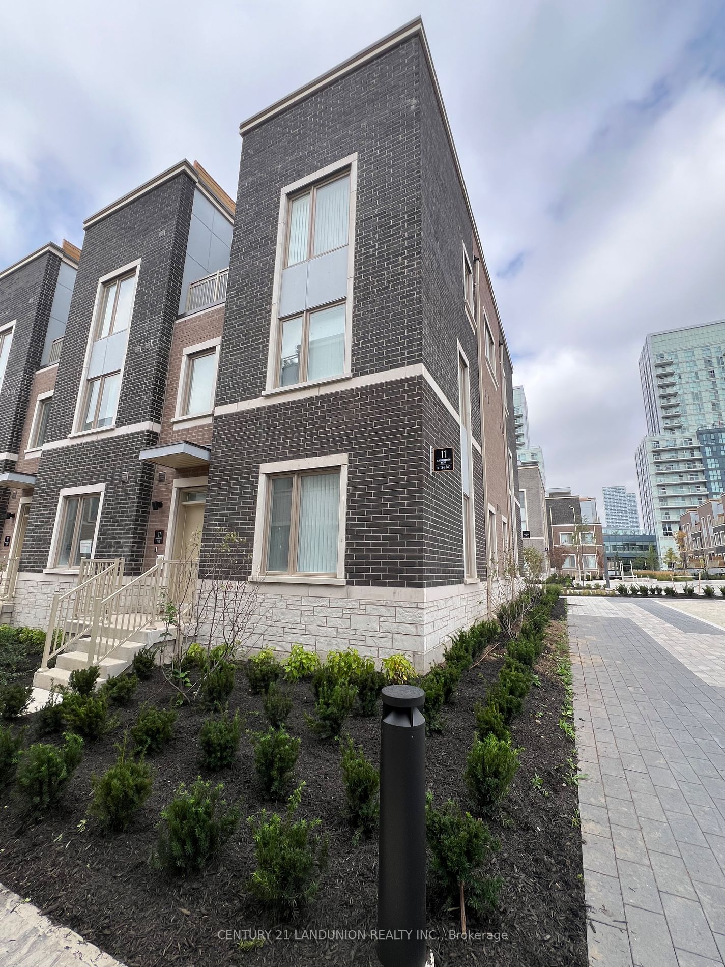 11 Almond Blossom Mews Property Photo