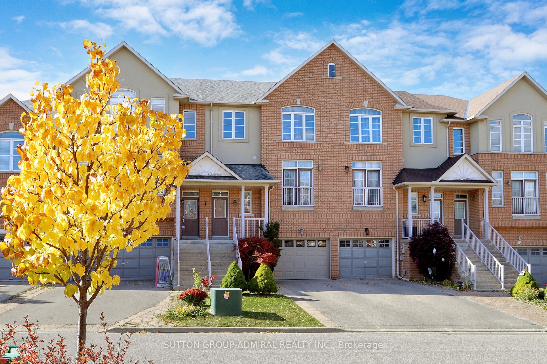 8 Rustwood Rd Property Photo