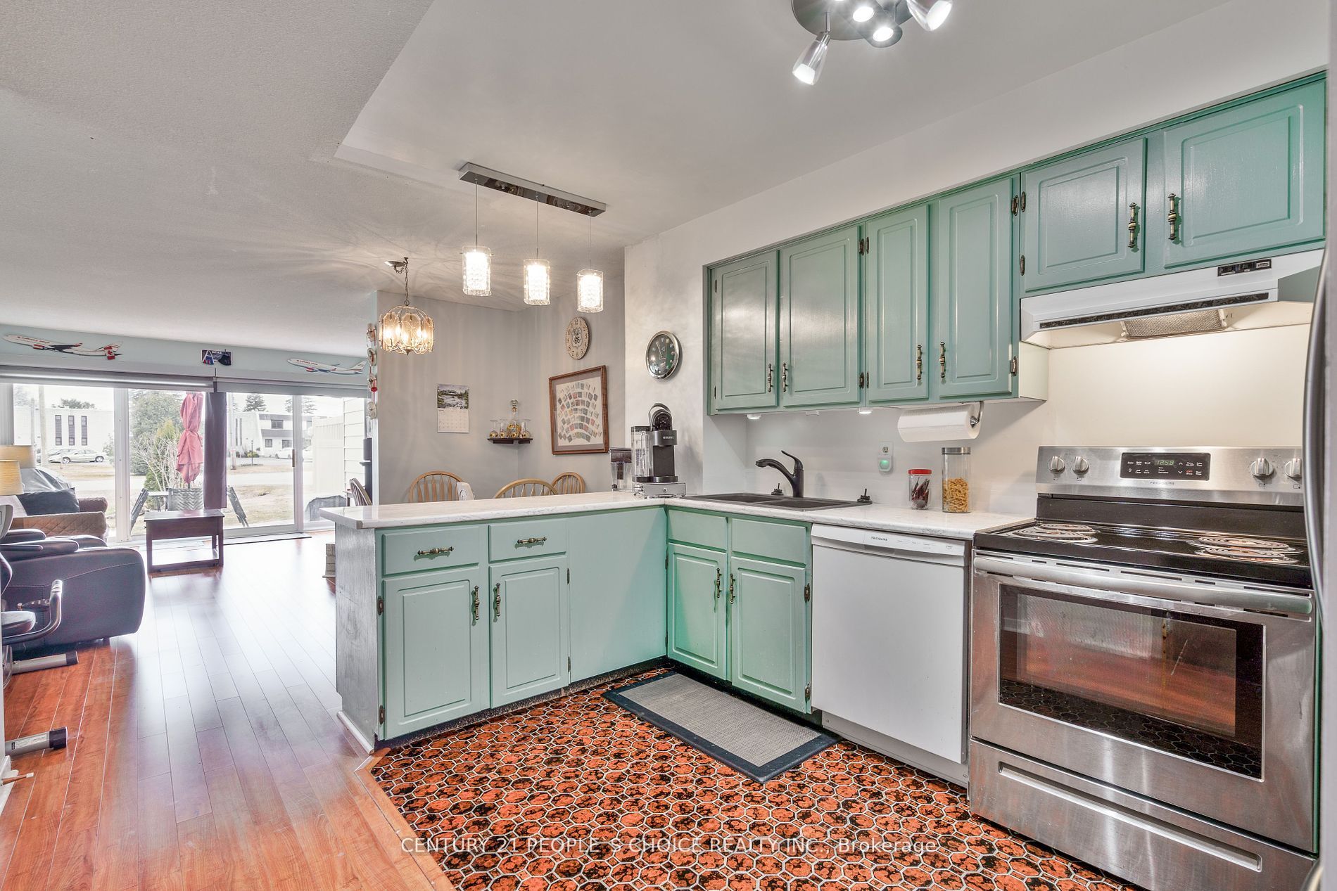 #3 - 4 Paradise Boulevard Property Photo 13
