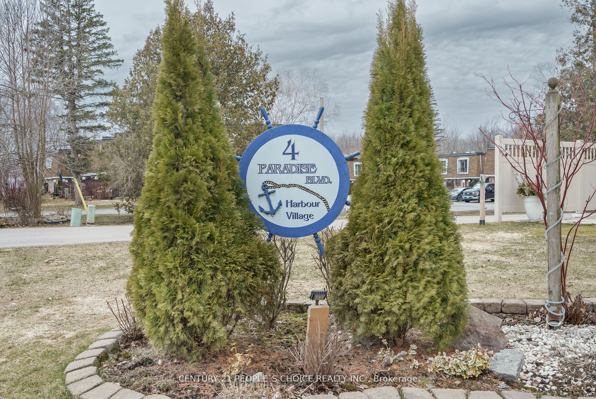 #3 - 4 Paradise Boulevard Property Photo 33