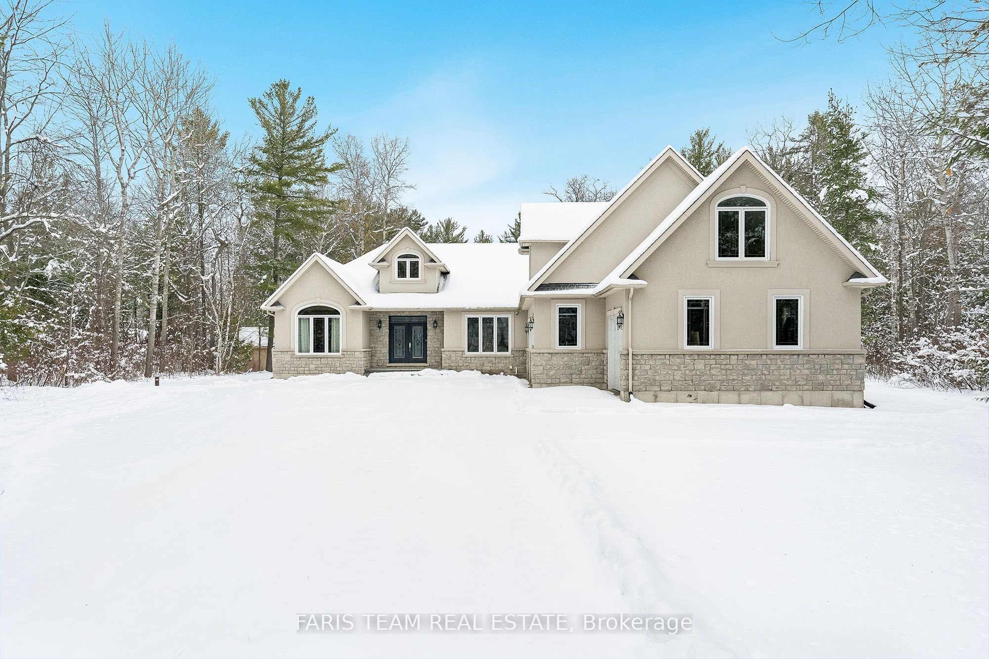 138 Knox Road Property Photo 1