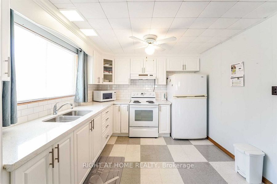 15 Fredrick Avenue Property Photo 10