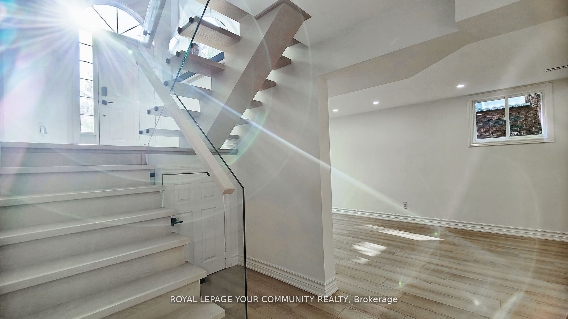 348b Ontario Street Property Photo 5