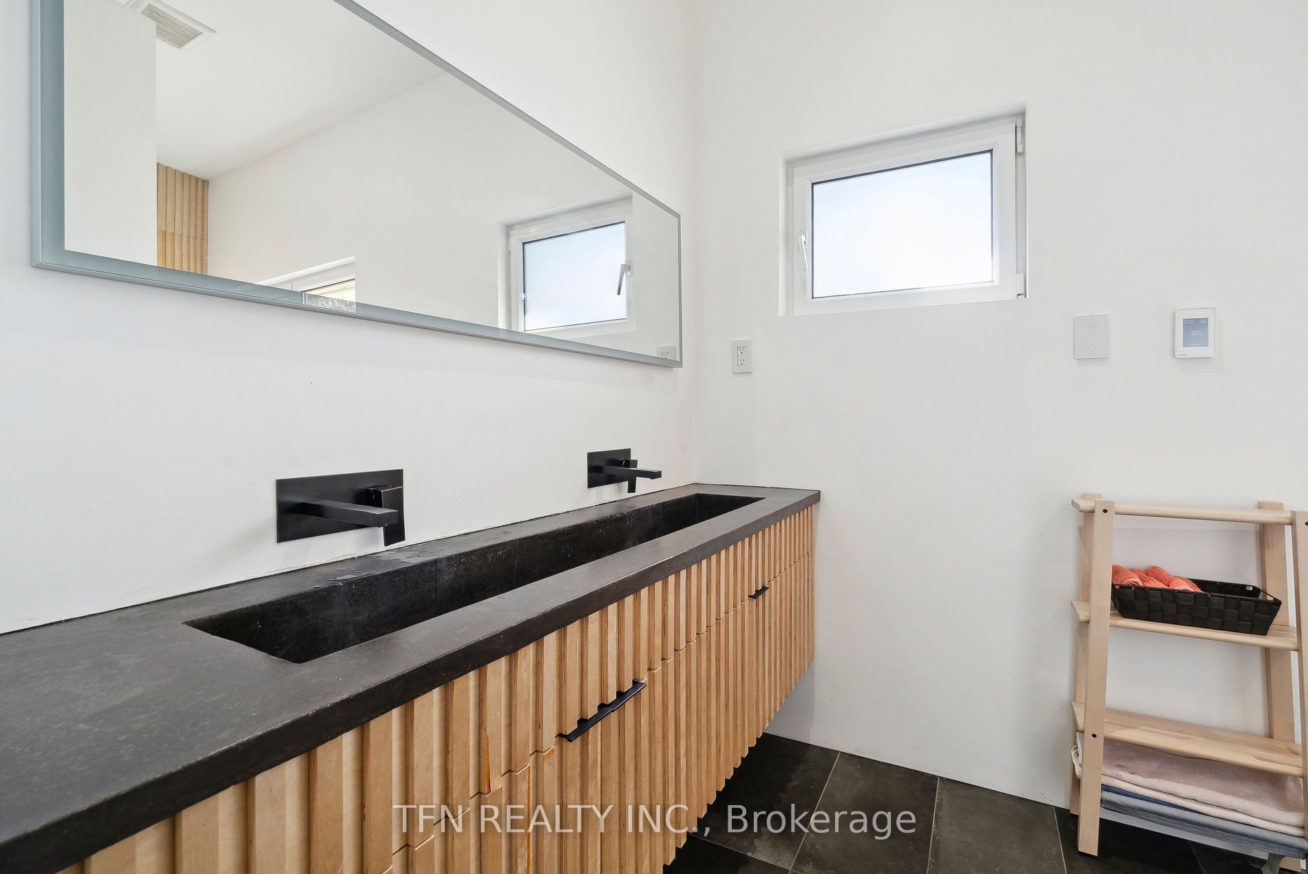 12 Schooner Lane Property Photo 19