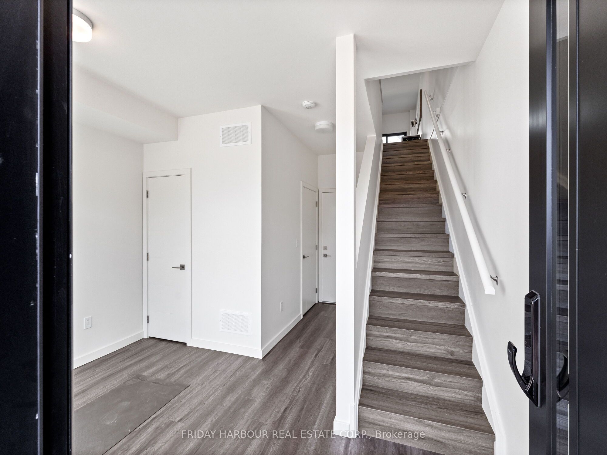 27 Rainwater Lane Property Photo 7