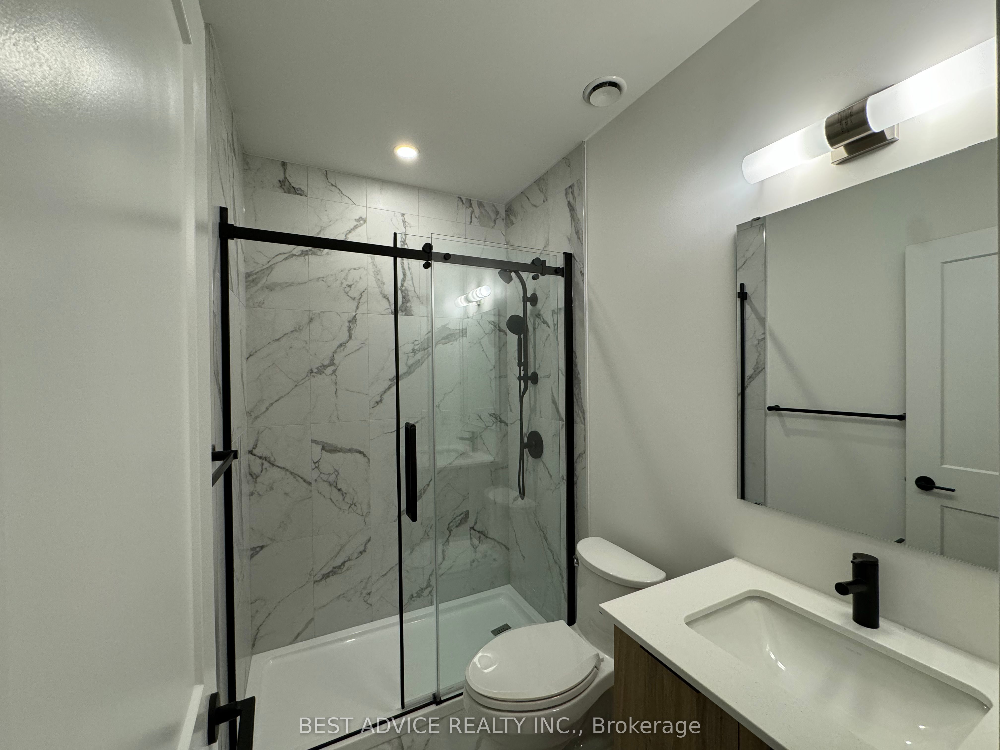 #1207 - 56 Lakeside Terrace Property Photo 9