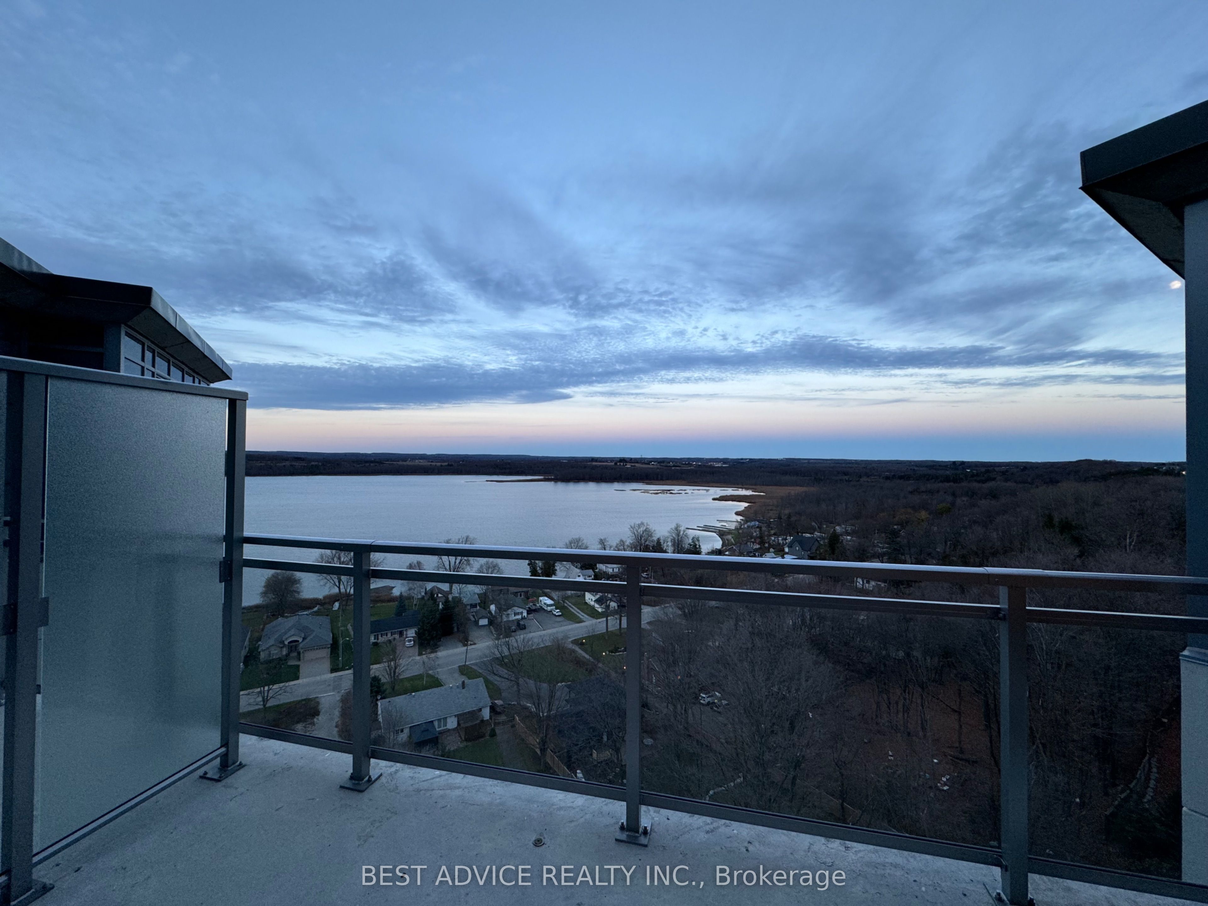 #1207 - 56 Lakeside Terrace Property Photo 16