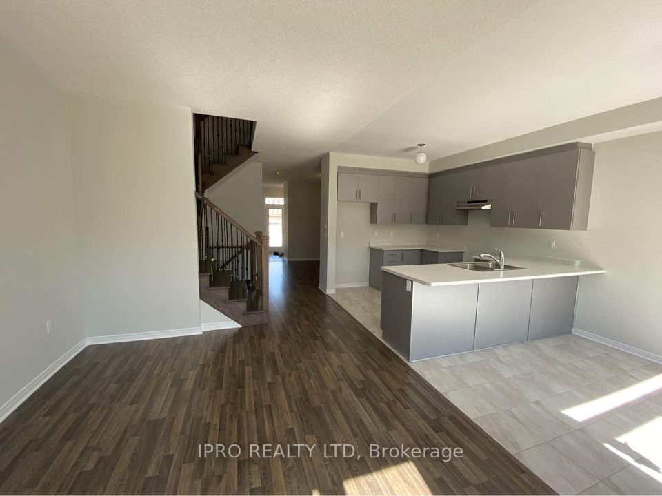 44 Portland St Property Photo 2
