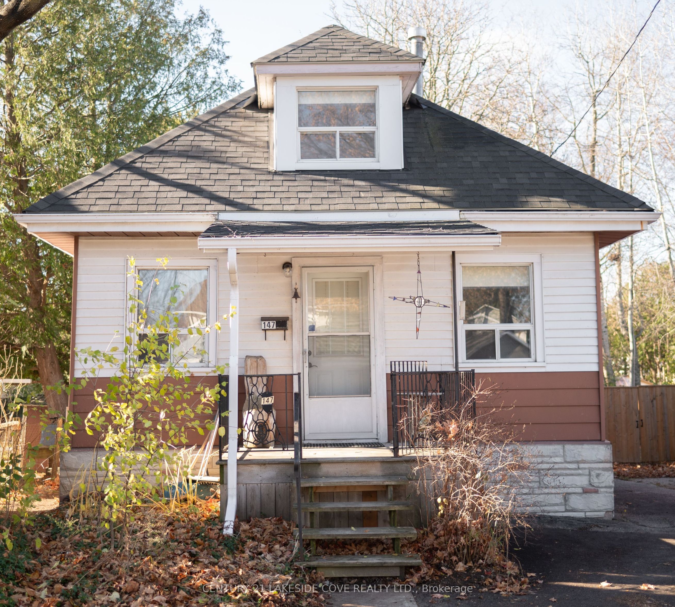 147 Dufferin Street Property Photo 1