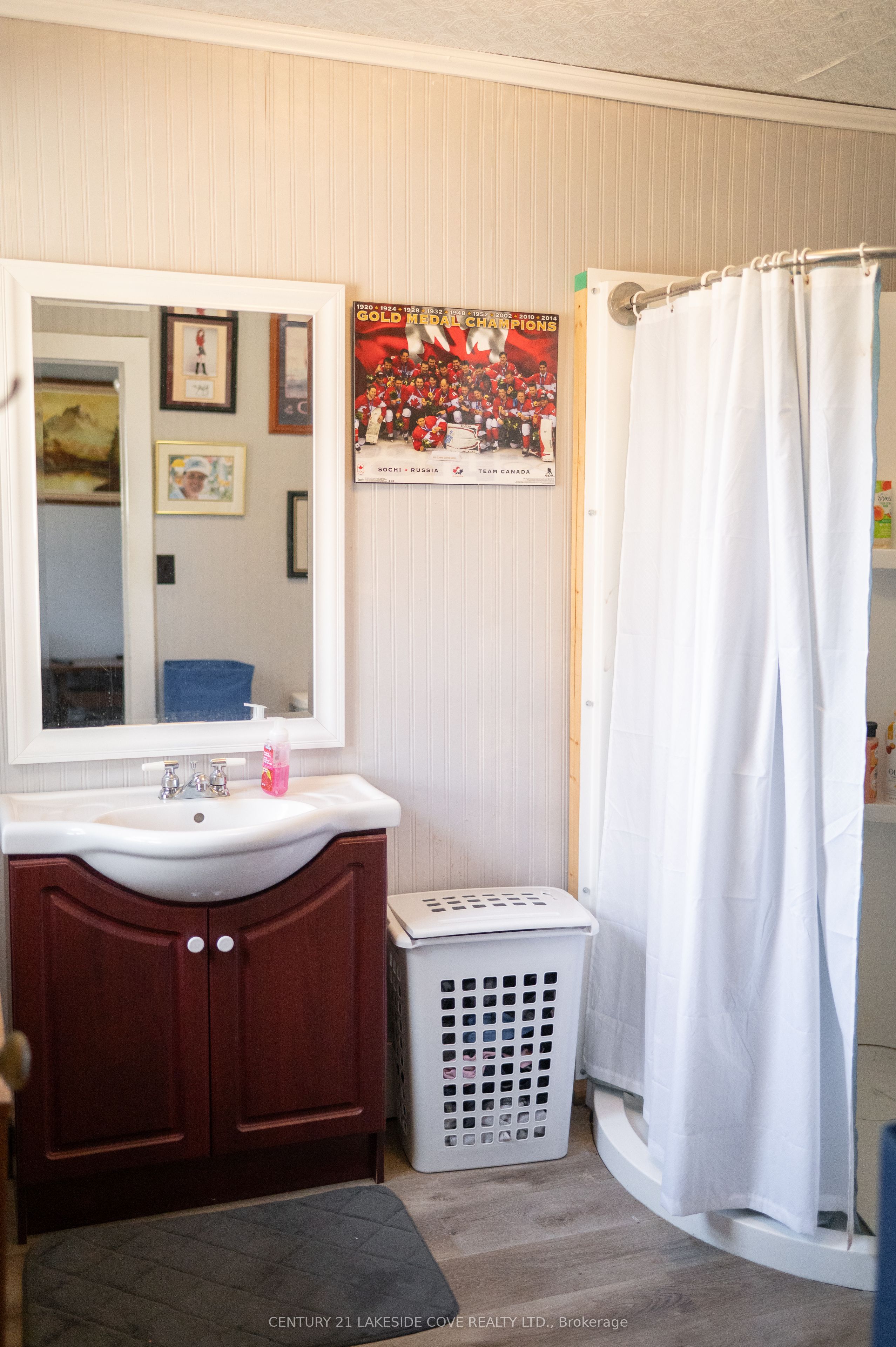 147 Dufferin Street Property Photo 14