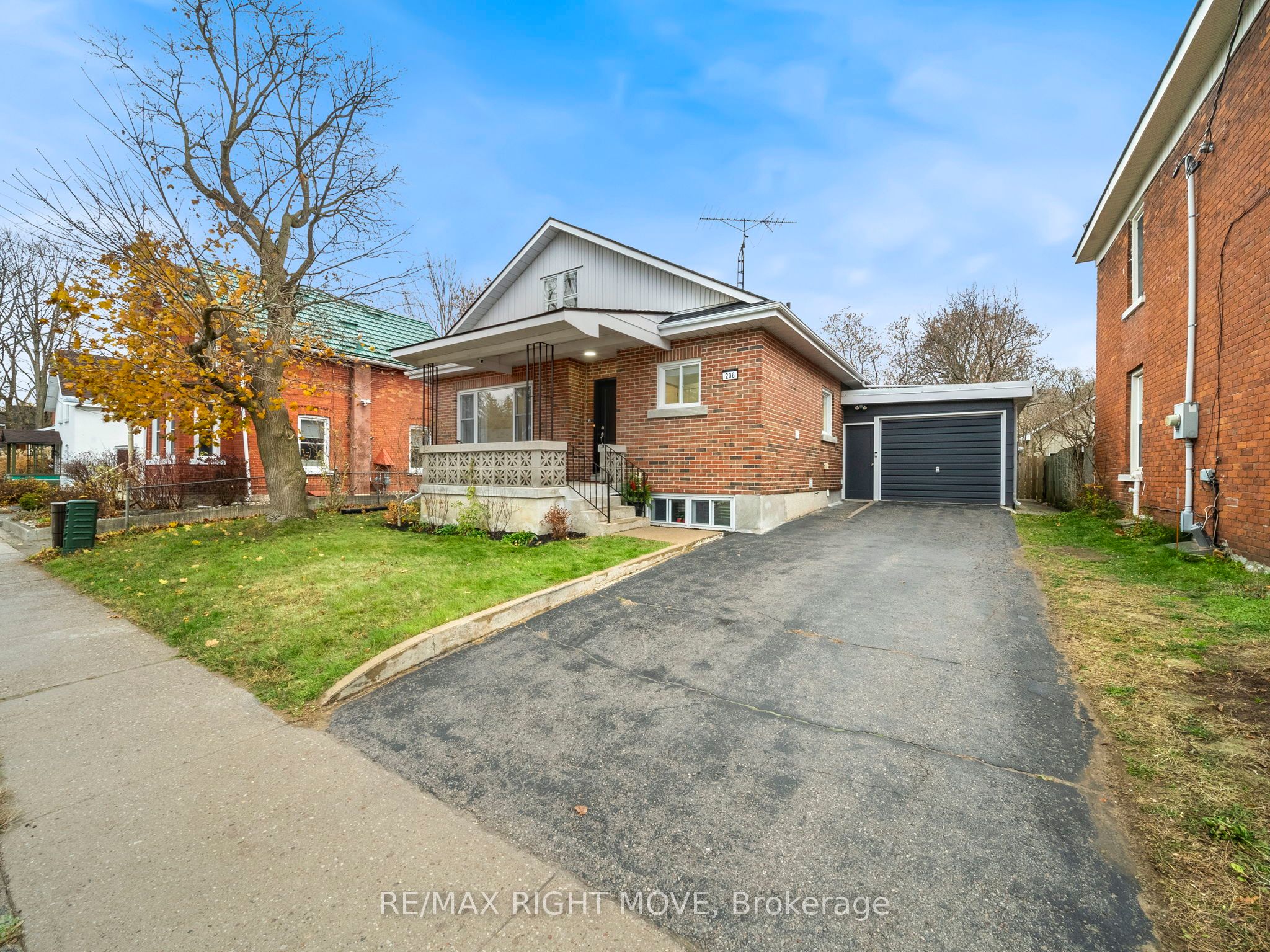 206 Mary Street Property Photo 1