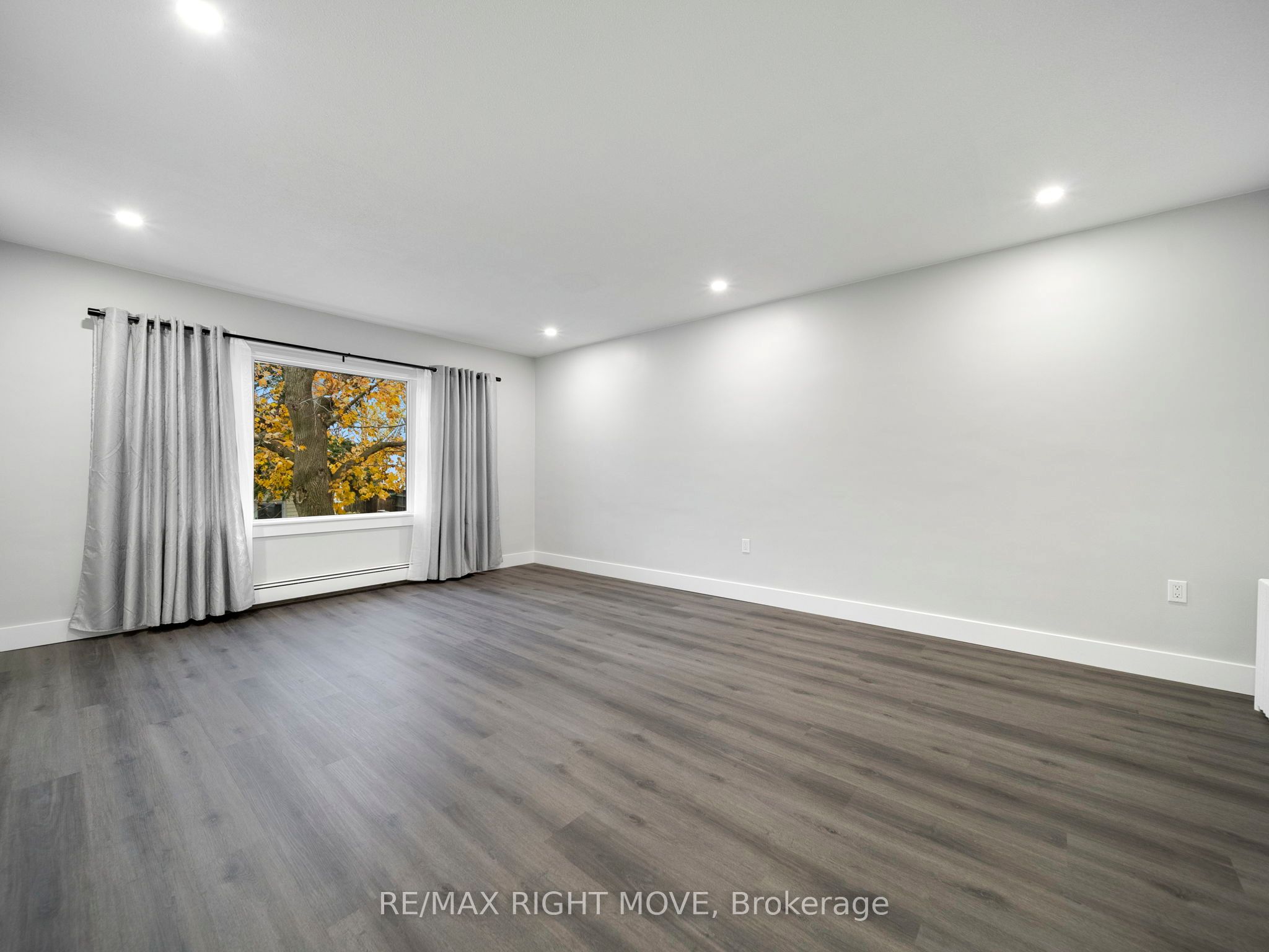 206 Mary Street Property Photo 7