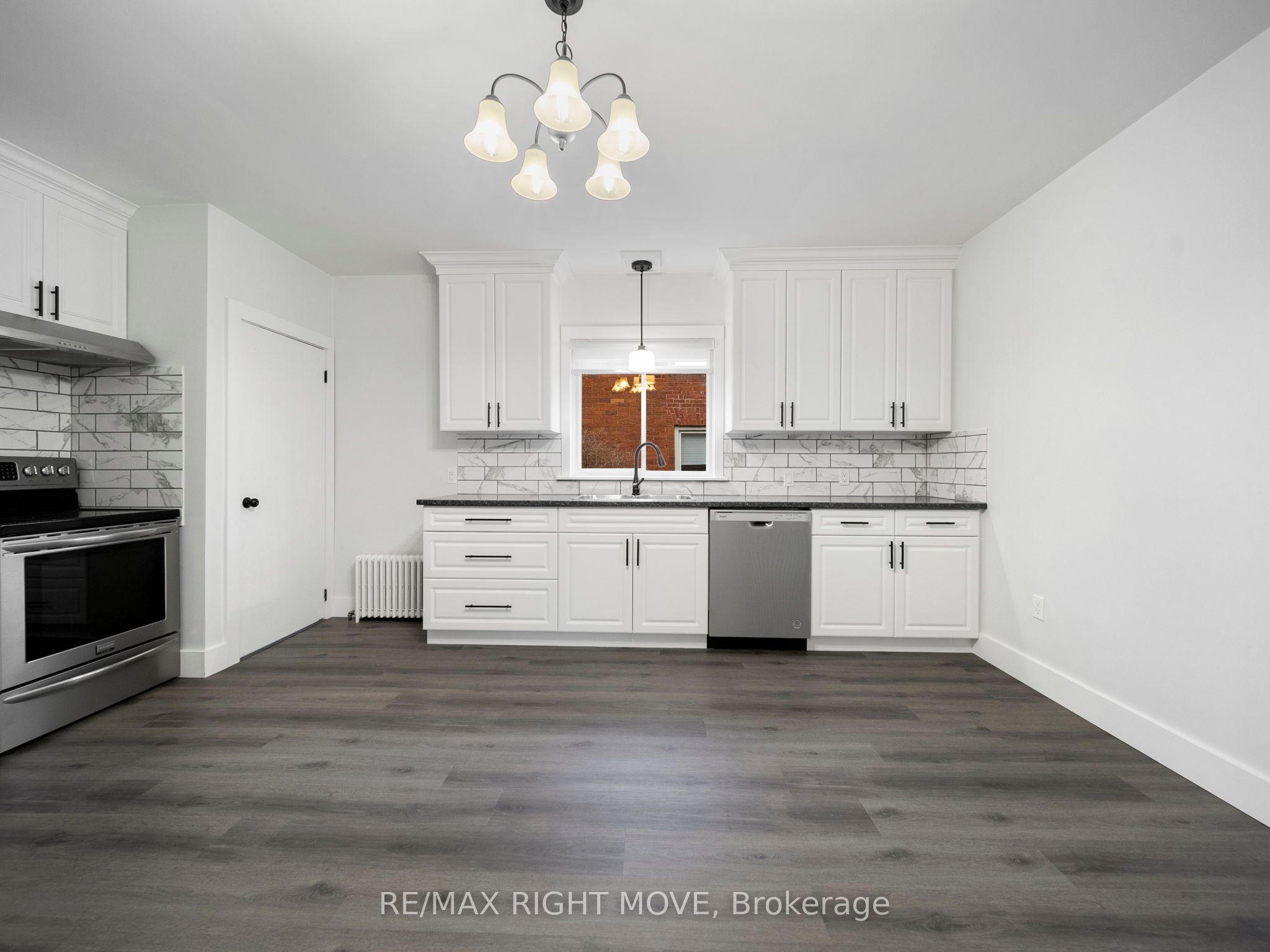 206 Mary Street Property Photo 13